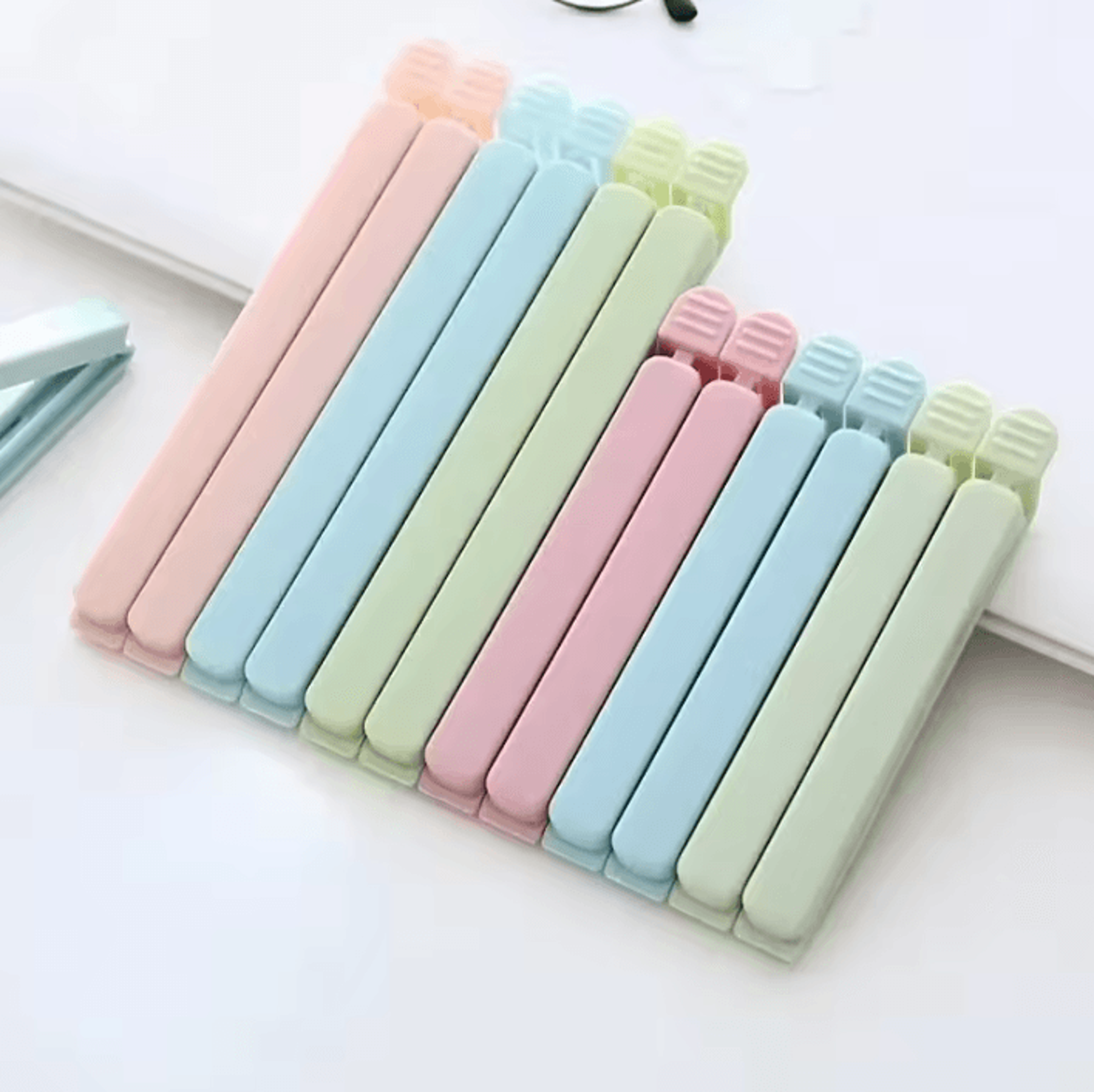 10Piece Reusable Food Bag Sealing Clips For Kitchen Storage 0