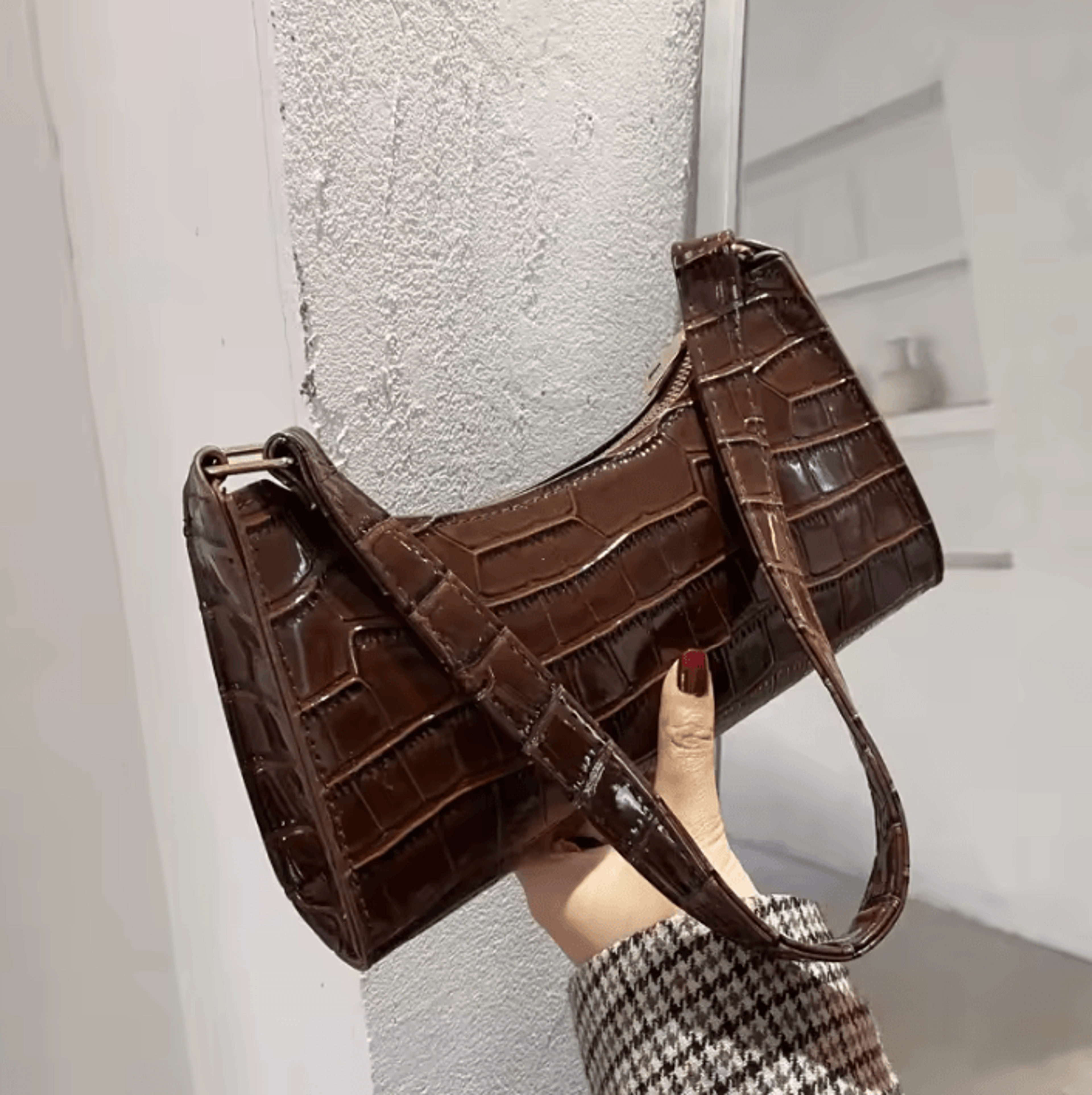 Retro Alligator Pattern PU Leather Shoulder Bag  Small Underarm Purse 4