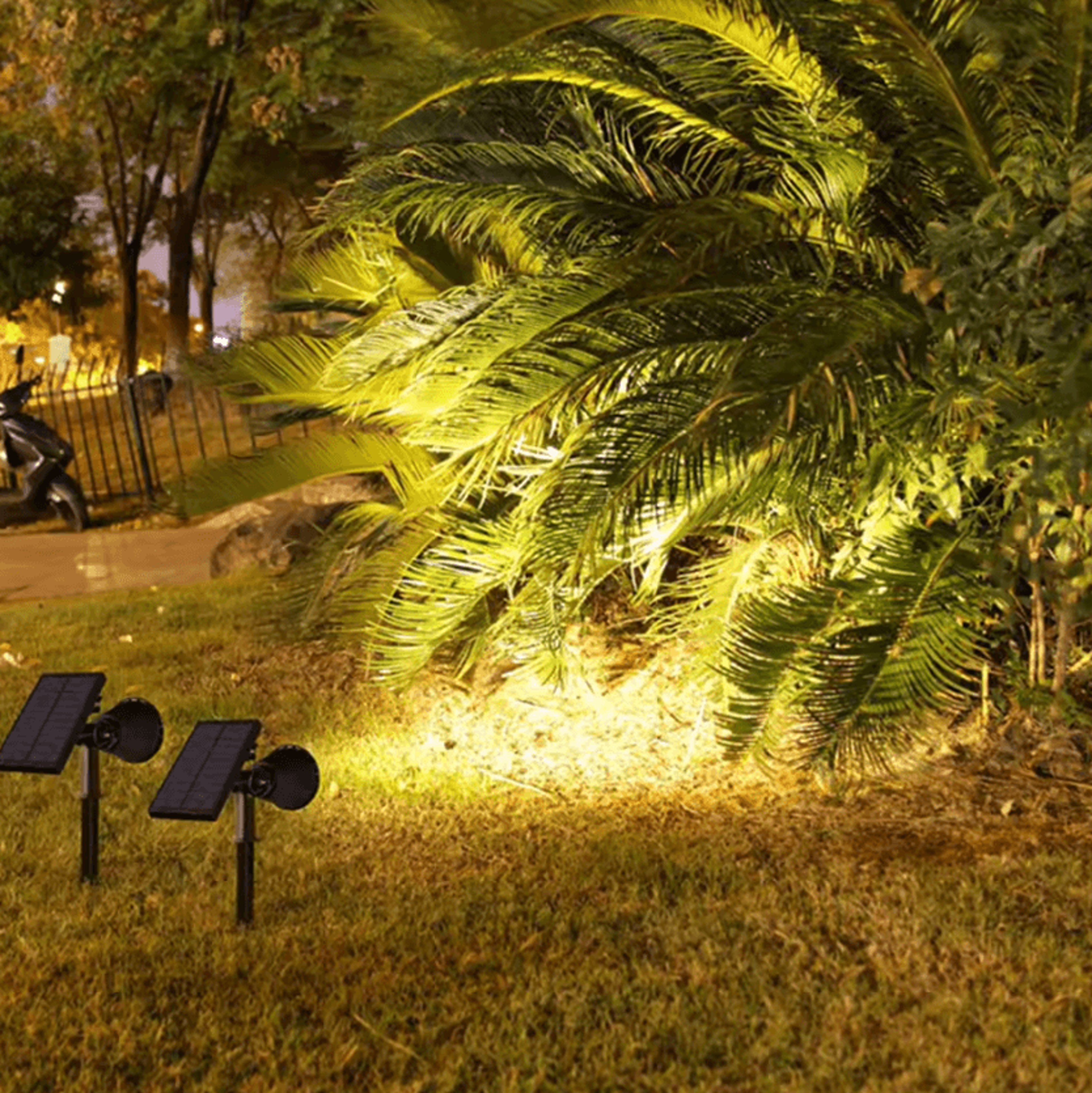 9LED Solar Tree Spotlight For Outdoor Landscape Lighting 3