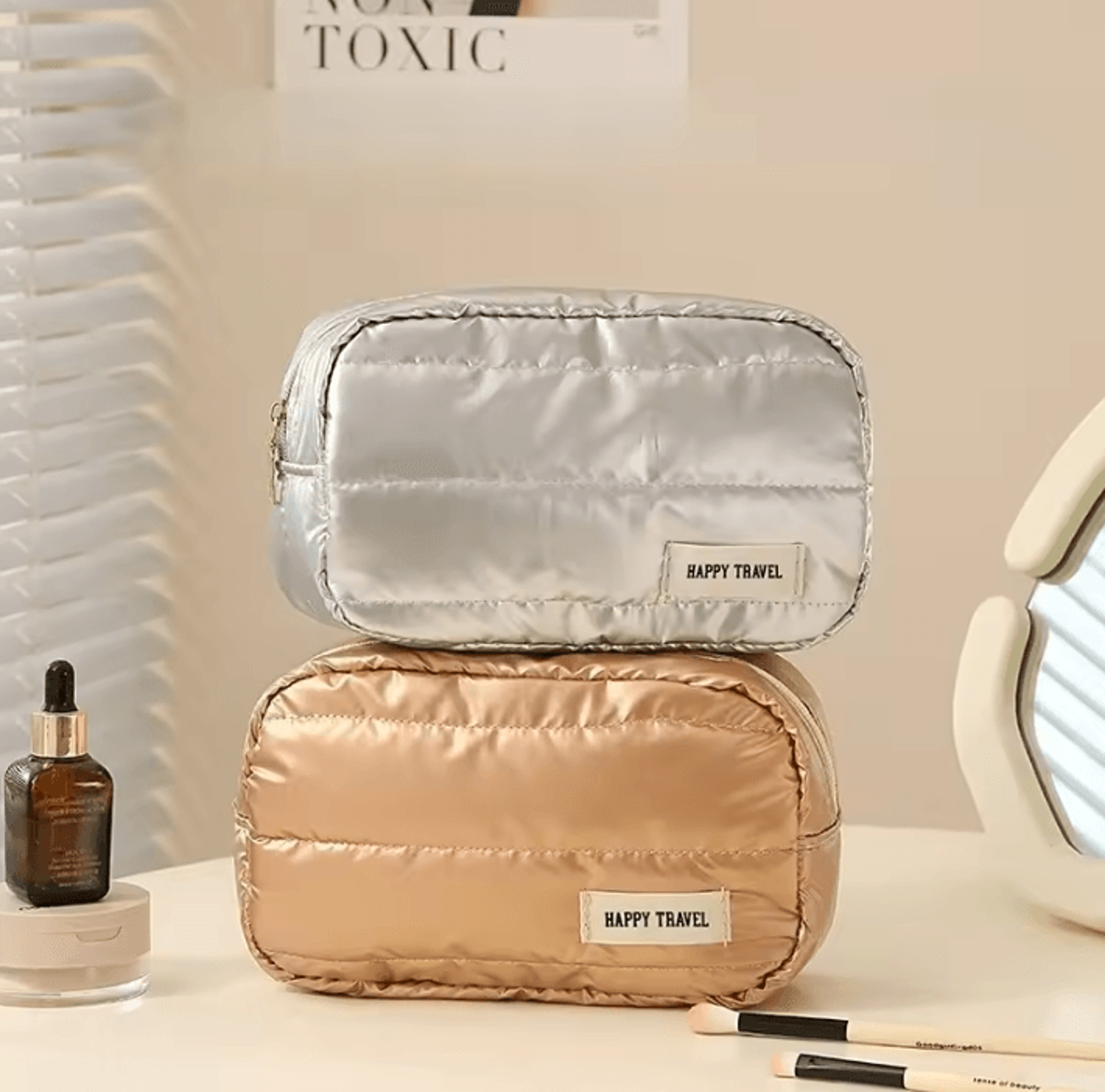 Large Capacity Waterproof Travel Makeup Bag With Handle 1