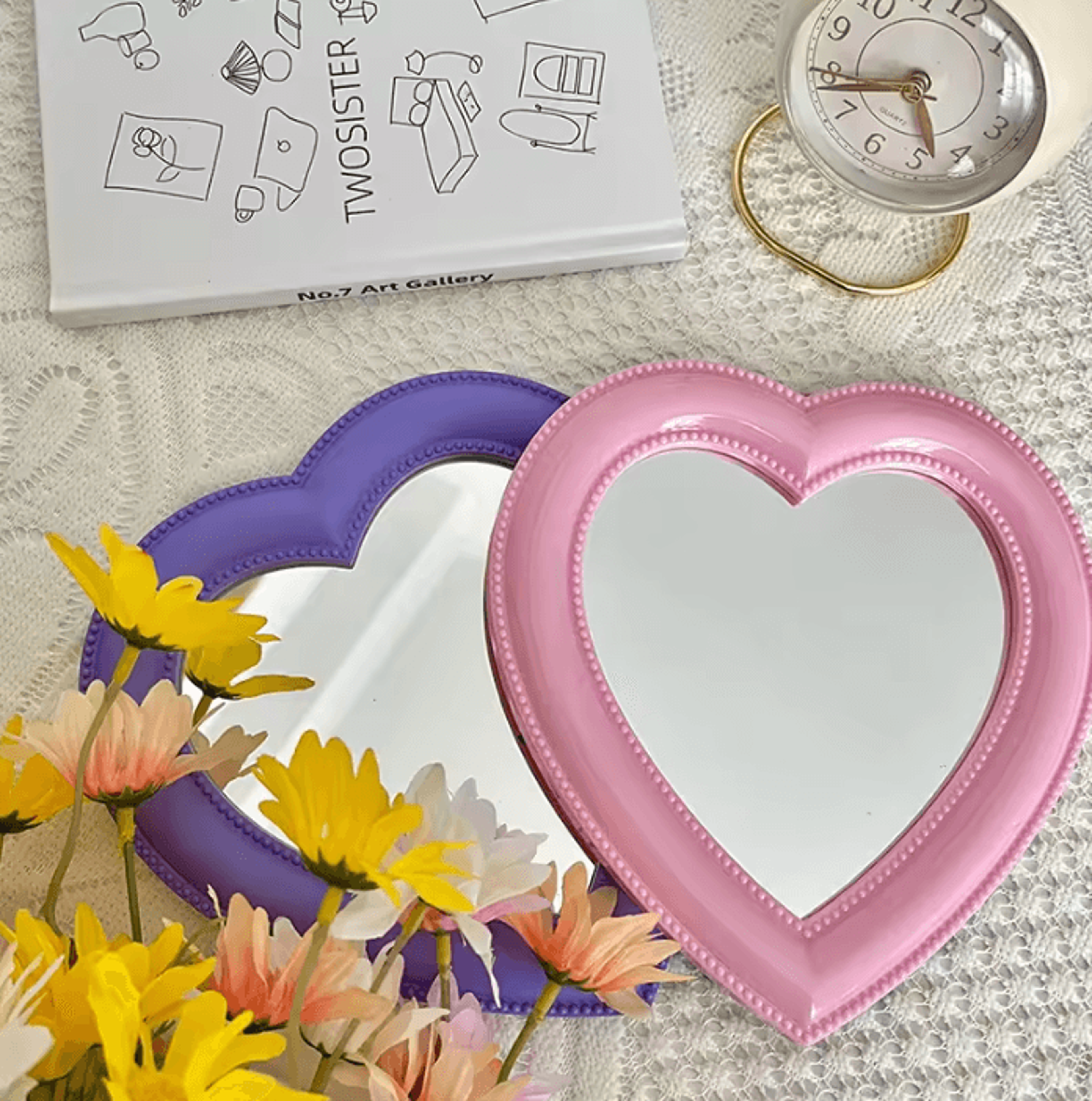 Heart Shaped Decorative Vanity Makeup Mirror 0