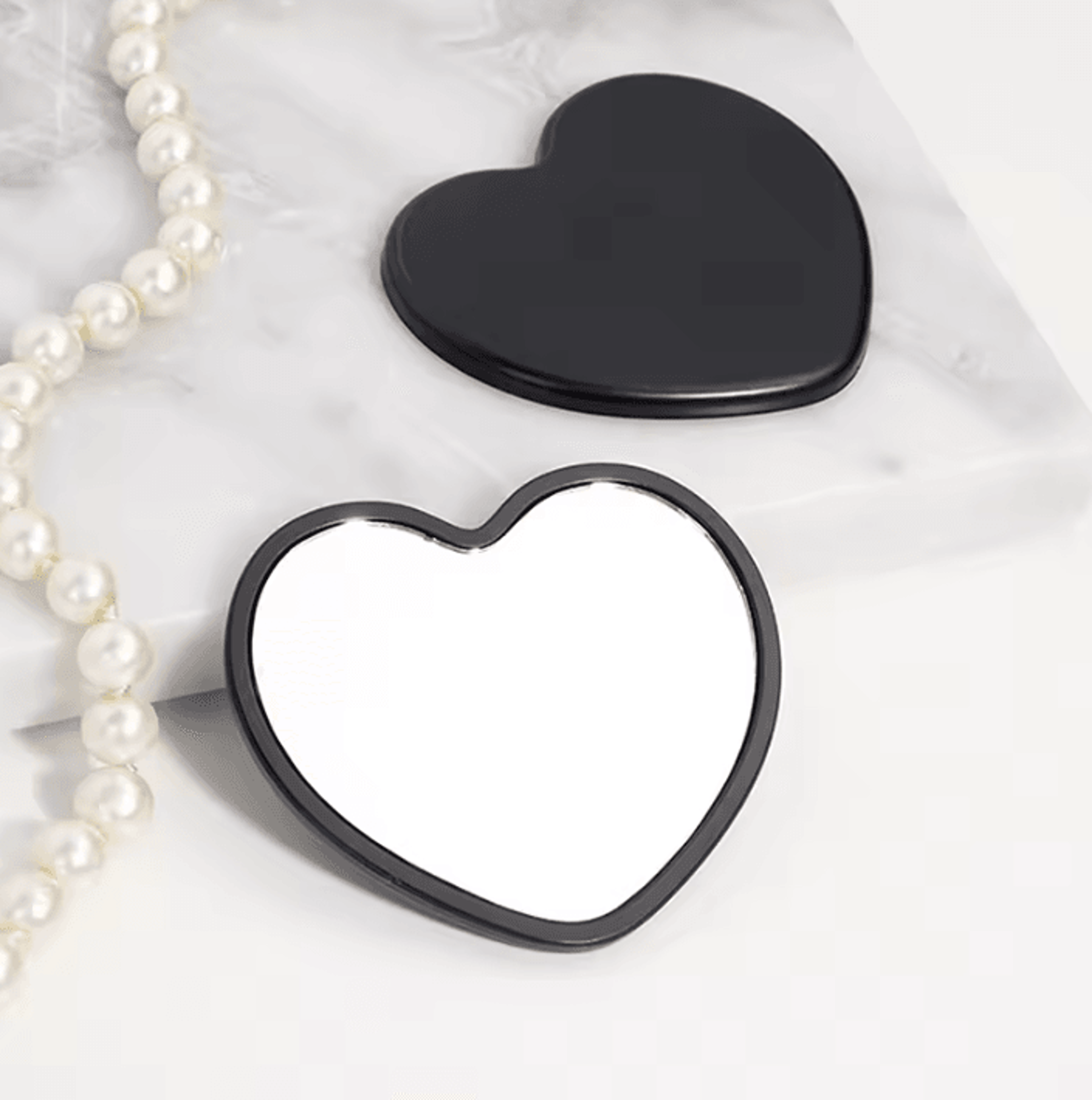 Cute Heart Shaped Handheld Makeup Mirror 5