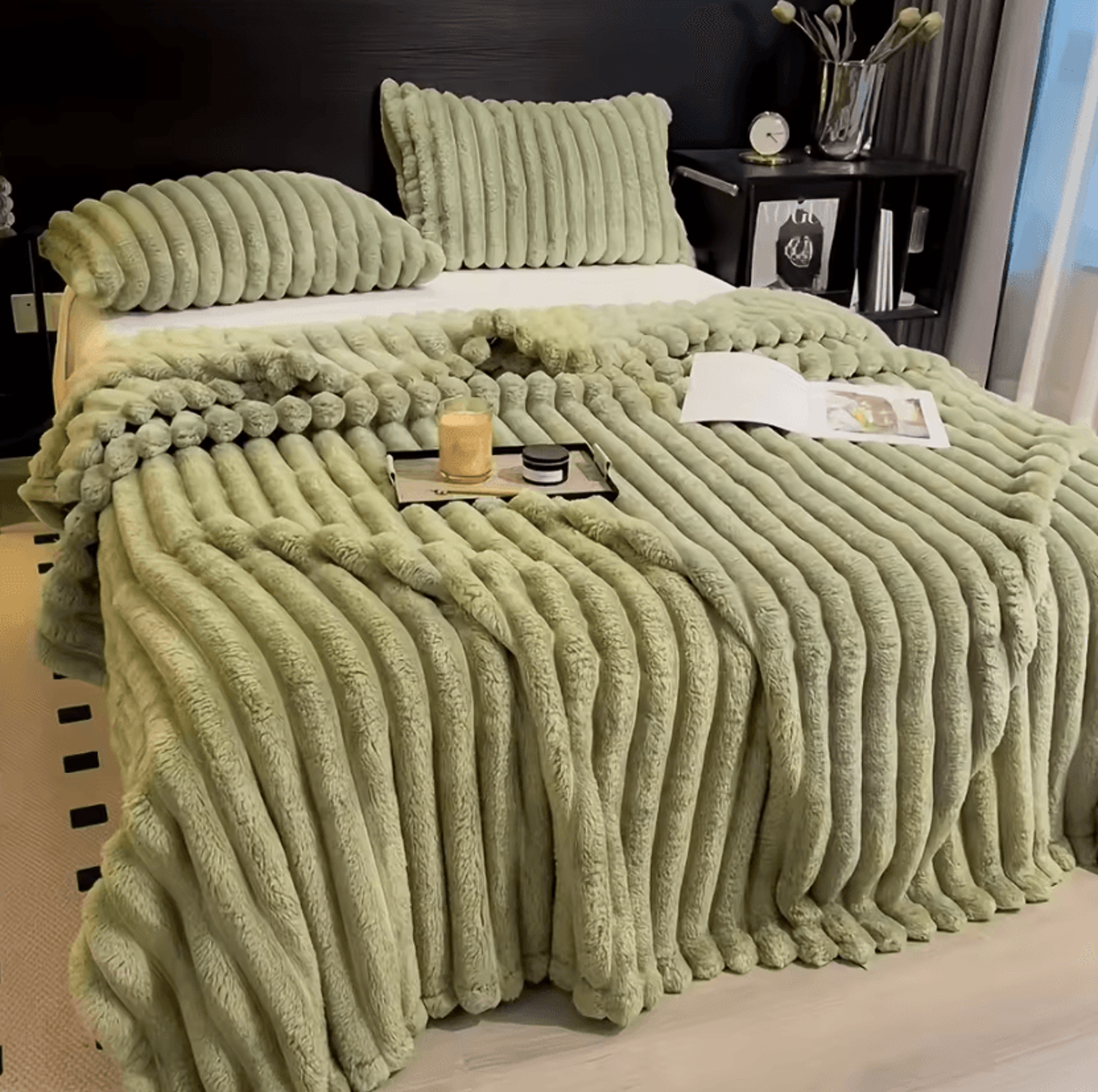 Thick Wide Striped Flannel Sofa And Bed Blanket 1