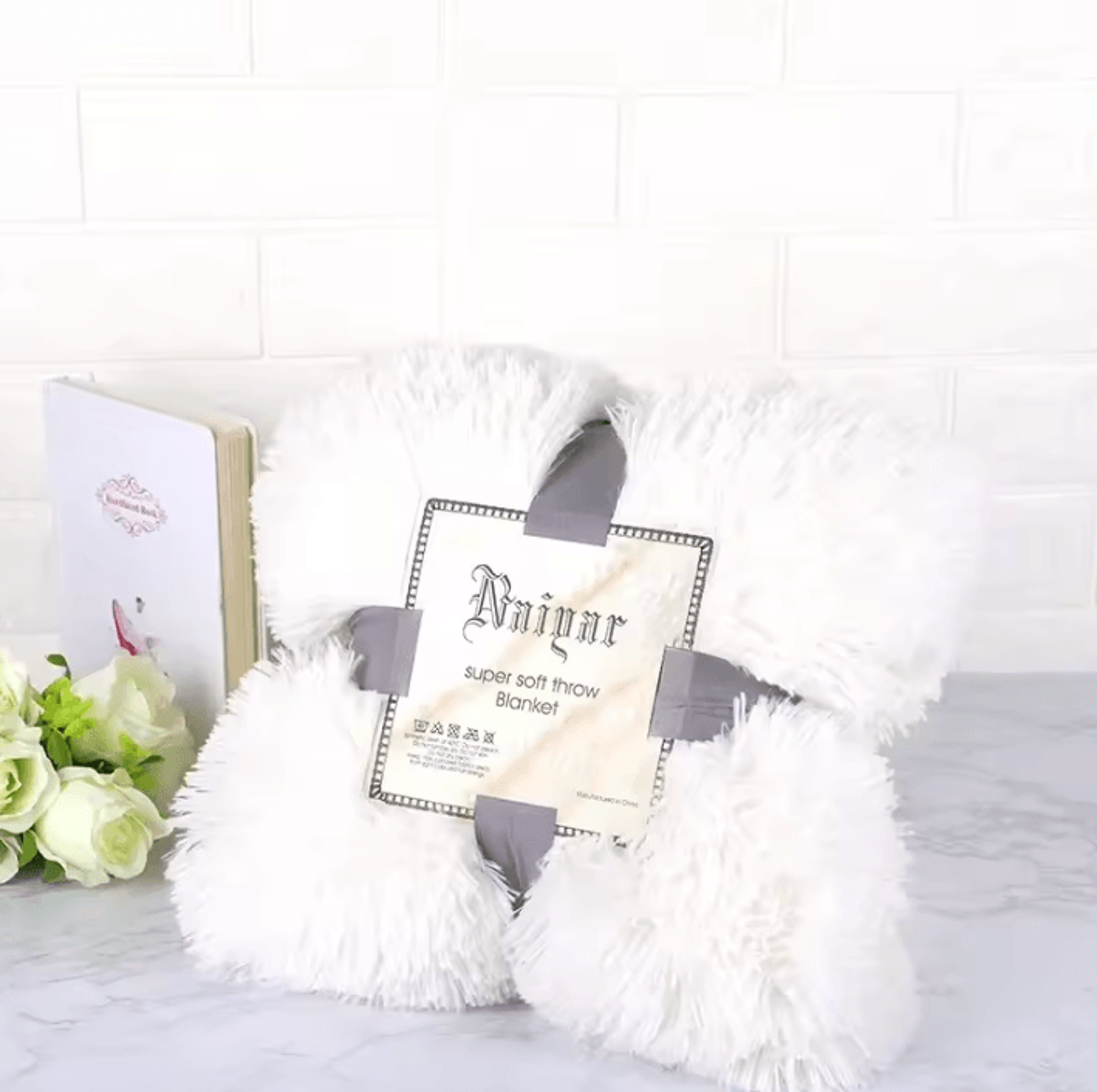 Super Soft Shaggy Faux Fur Throw Blanket 4