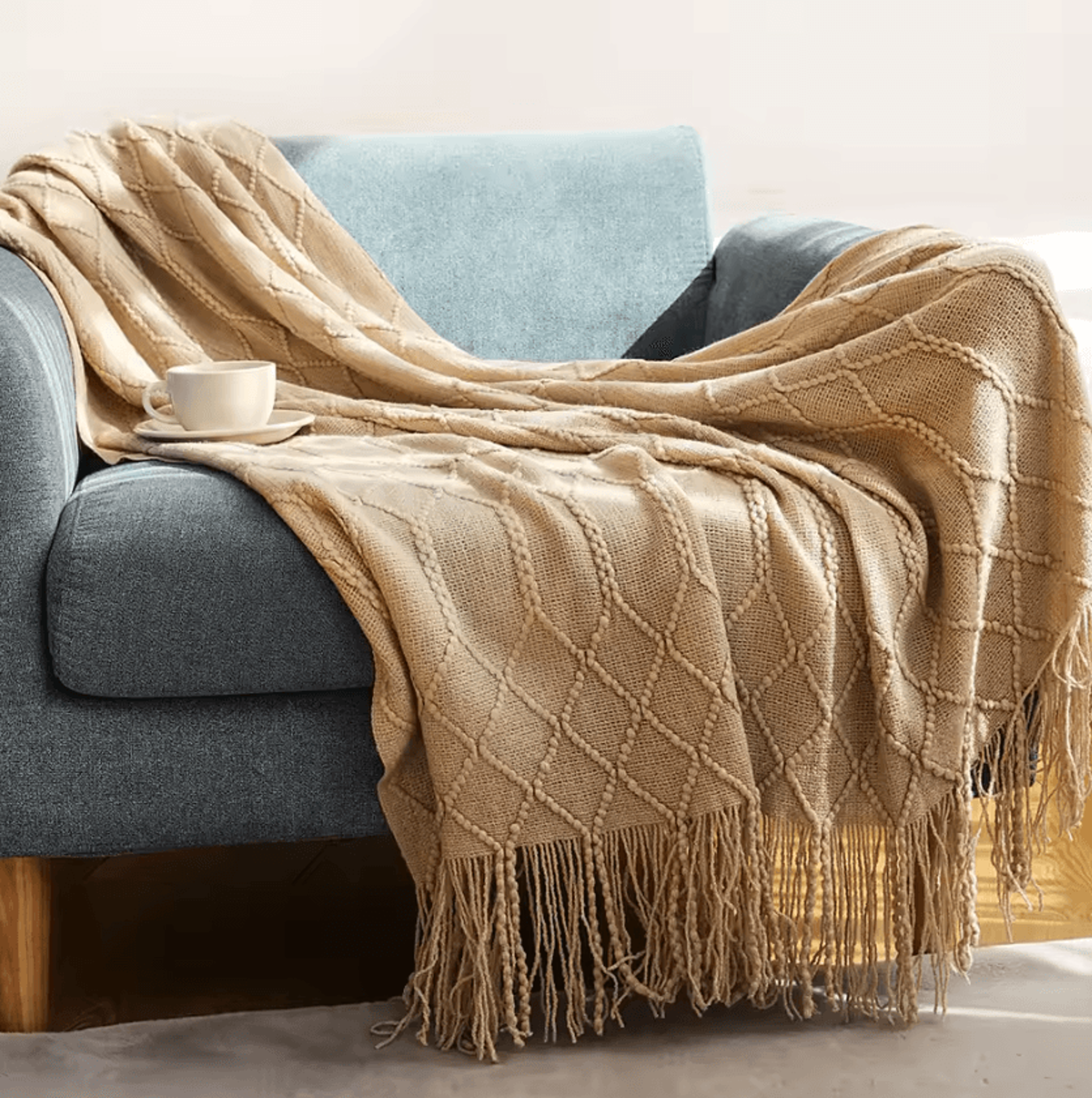 Cream White Textured Knitted Throw Blanket With Tassels 3