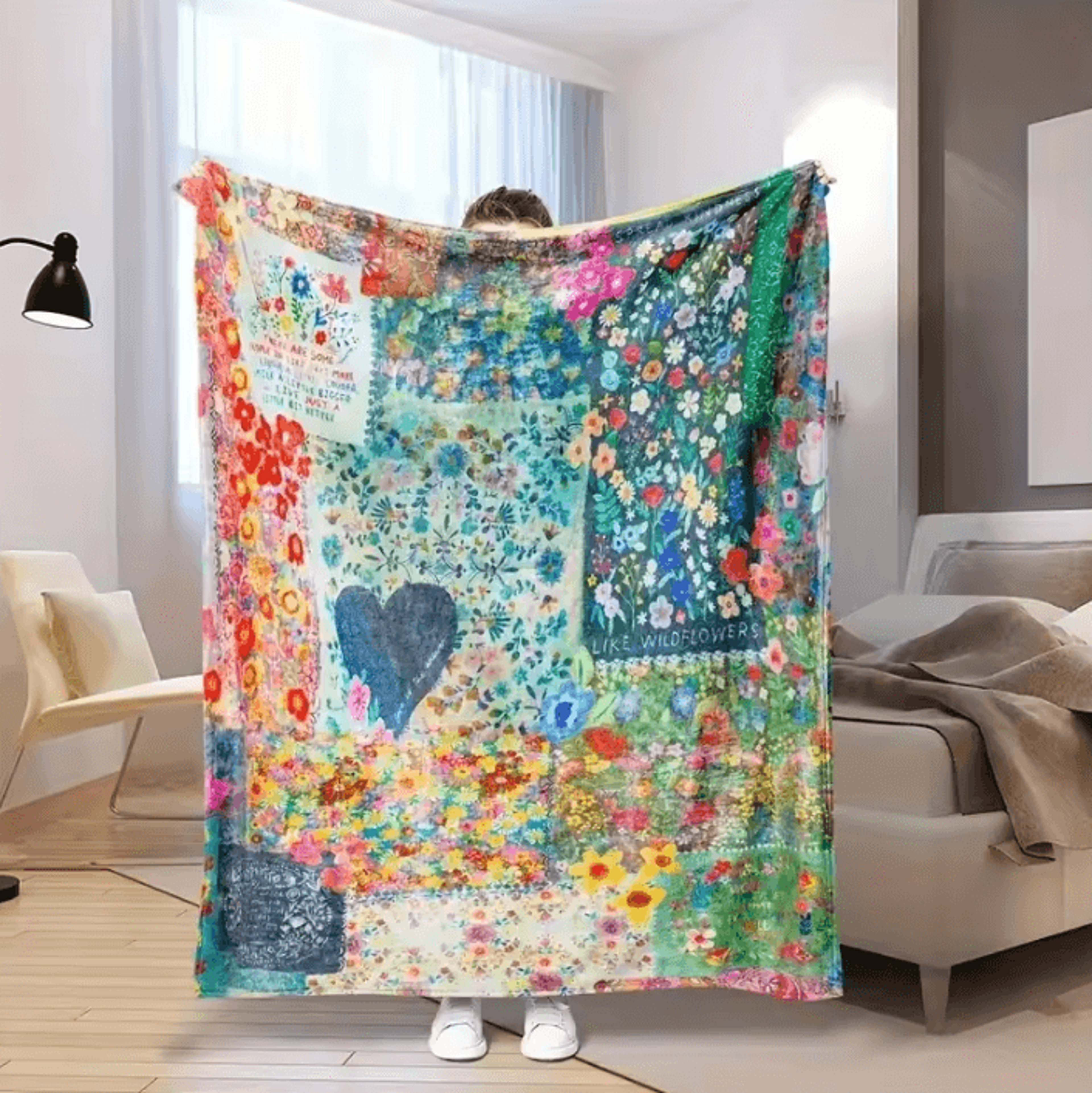 Heart Print Soft Flannel Throw Blanket 3