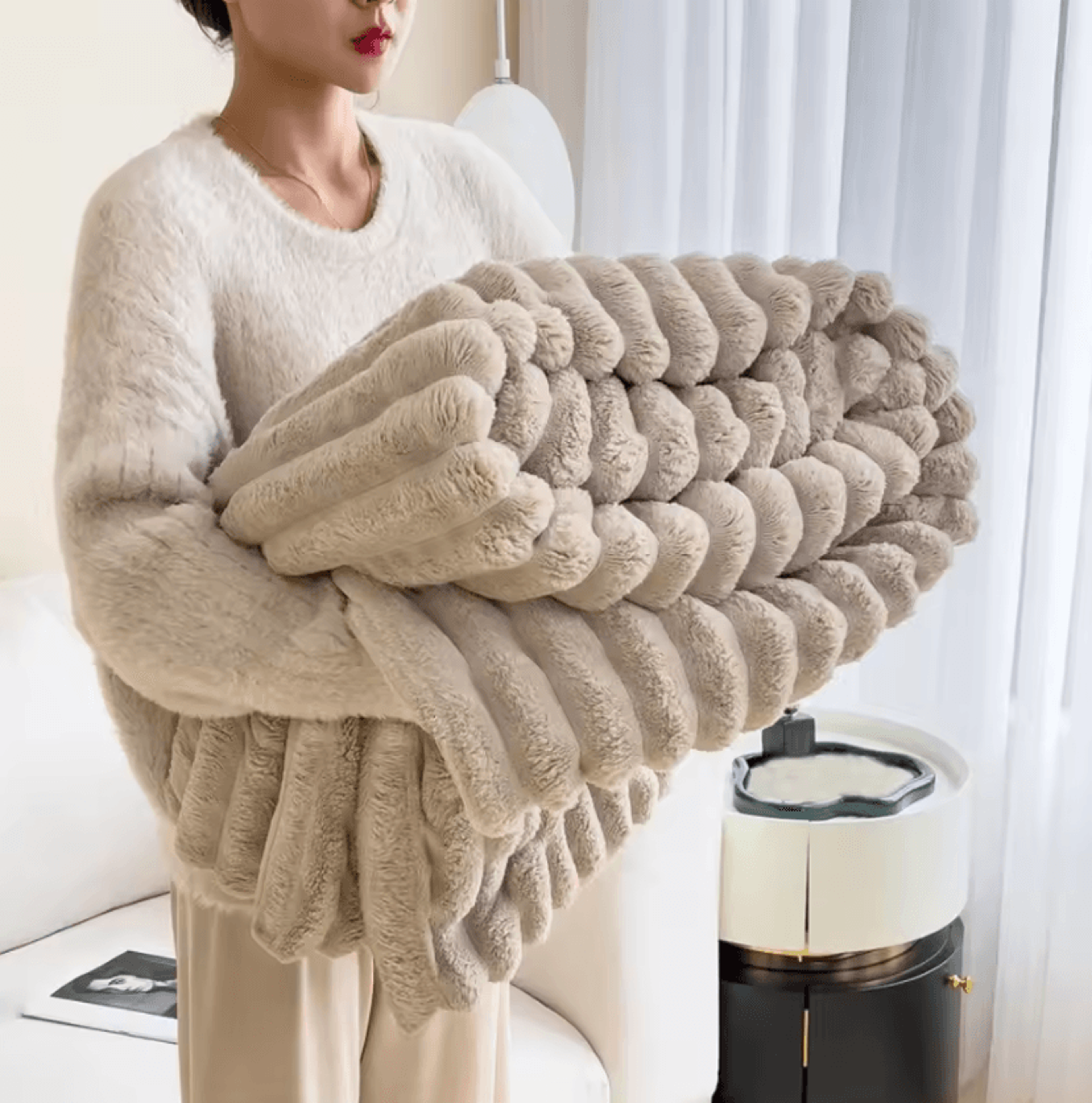 Double Sided Plush Striped Throw Blanket 9