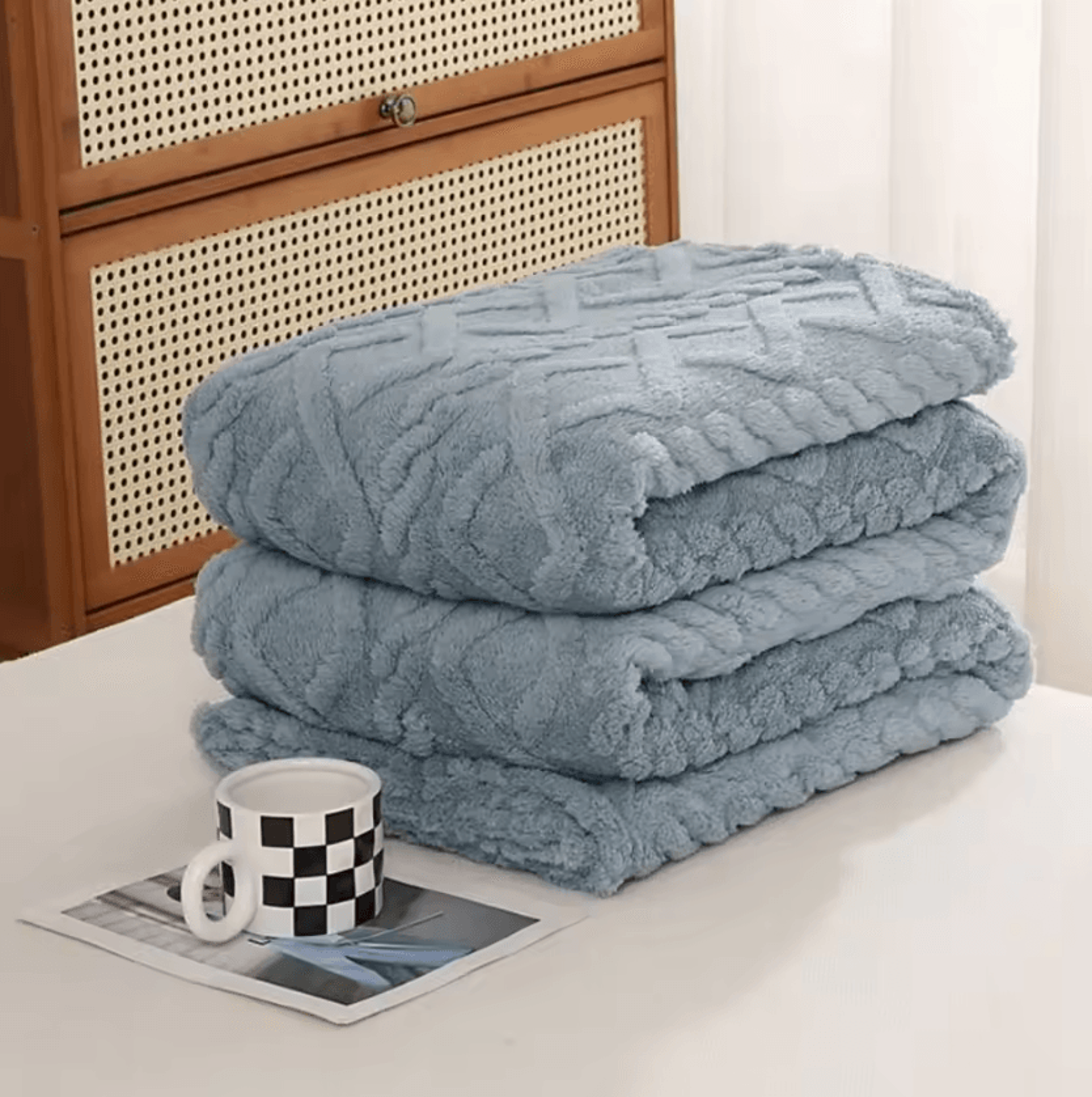 Embossed Plush Flannel Throw Blanket 0