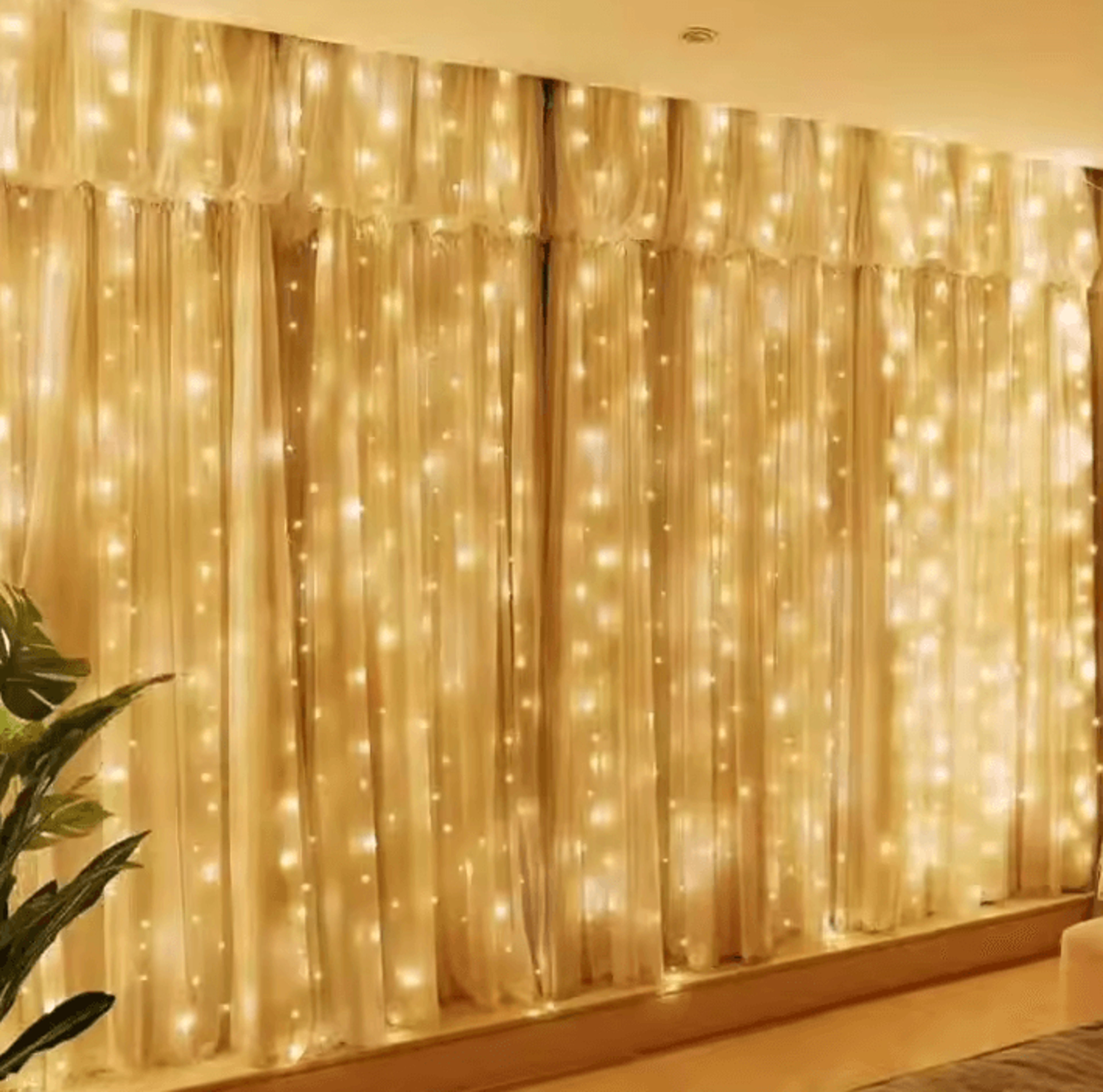 Aesthetic USB Curtain Lights With 8 Modes 2