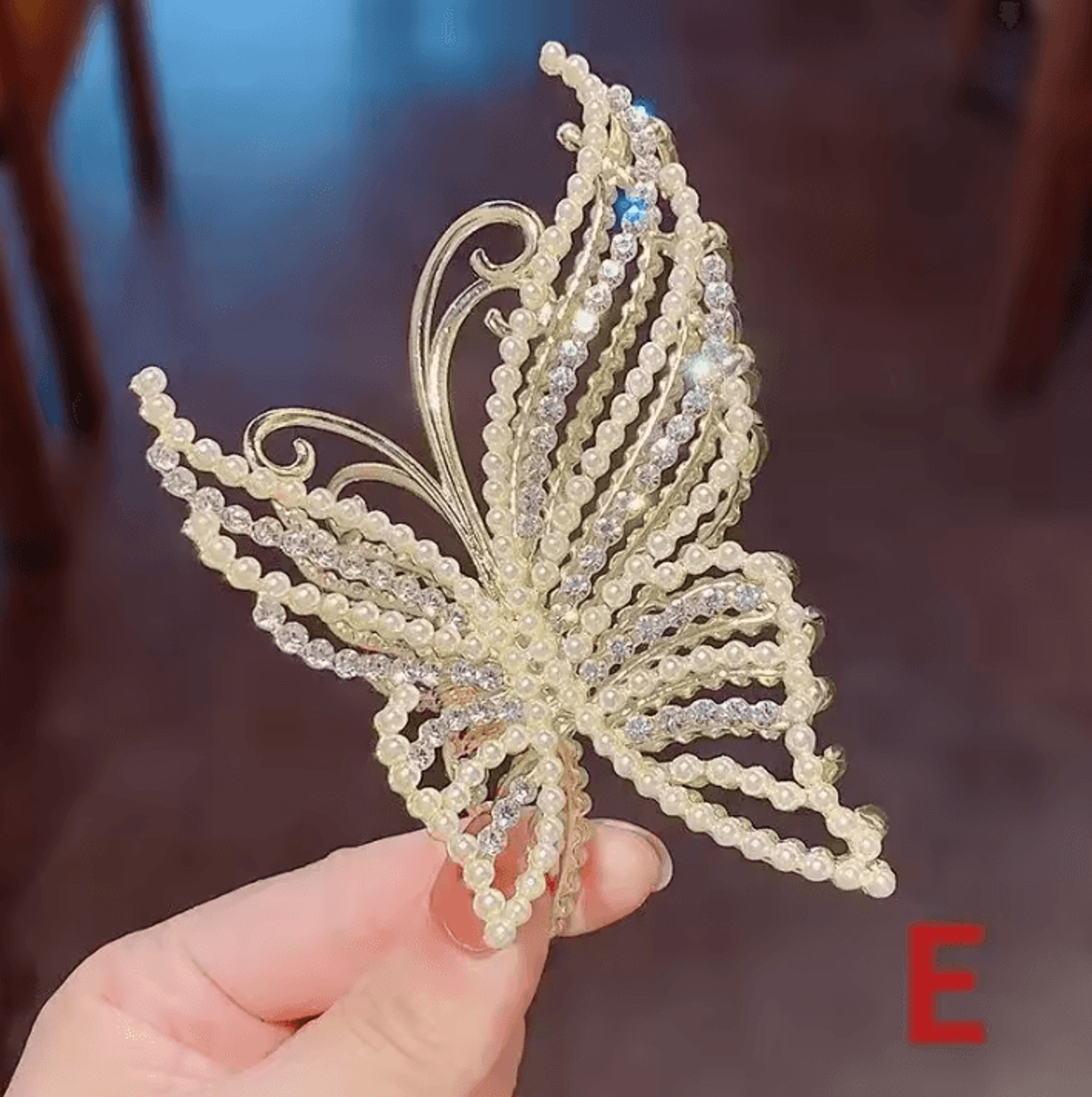 Rhinestone Butterfly Hair Claw With Elegant Pearl Accents 2