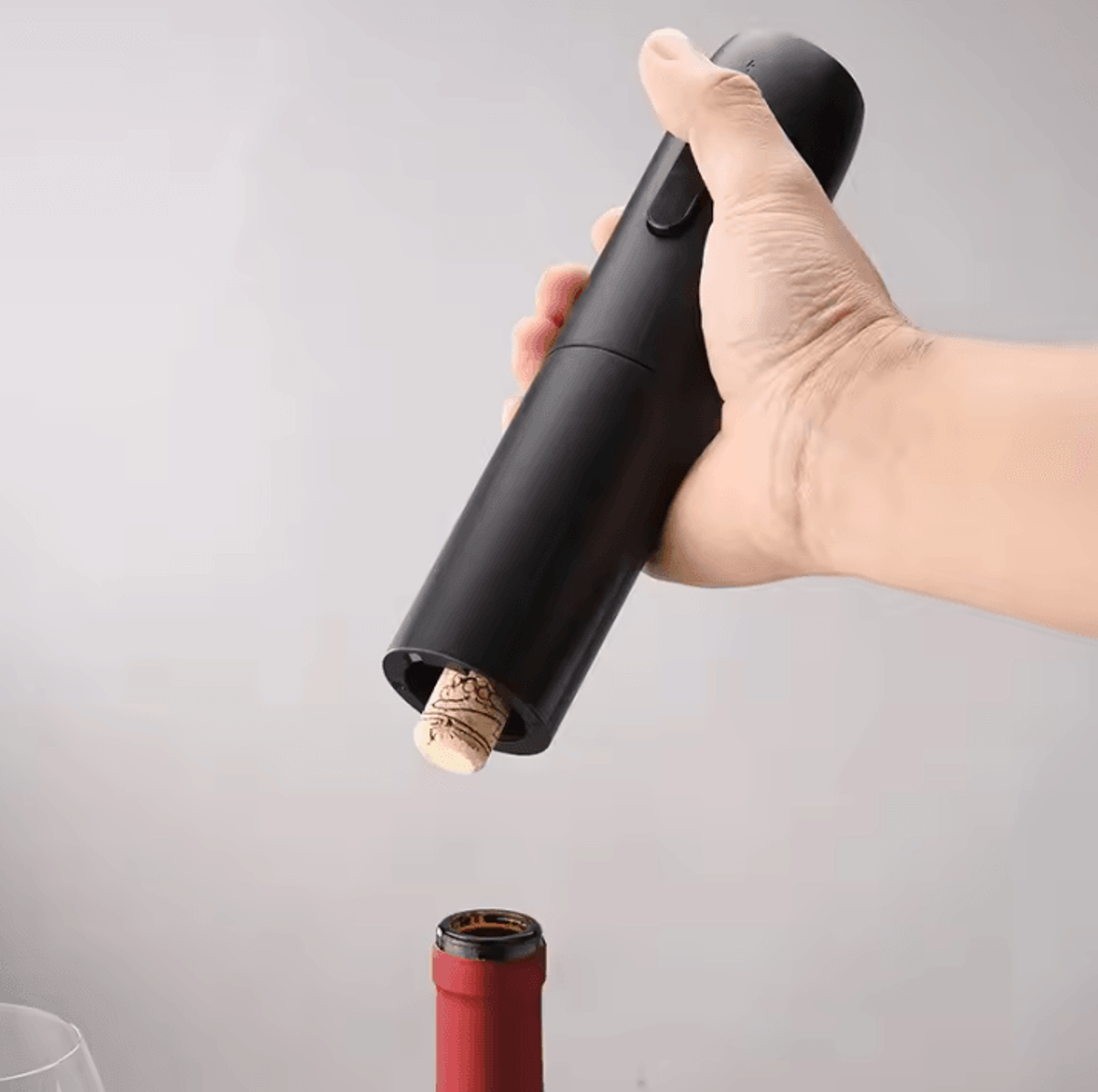 PourPerfect 4in1 Rechargeable Wine Opening And Serving Set 1
