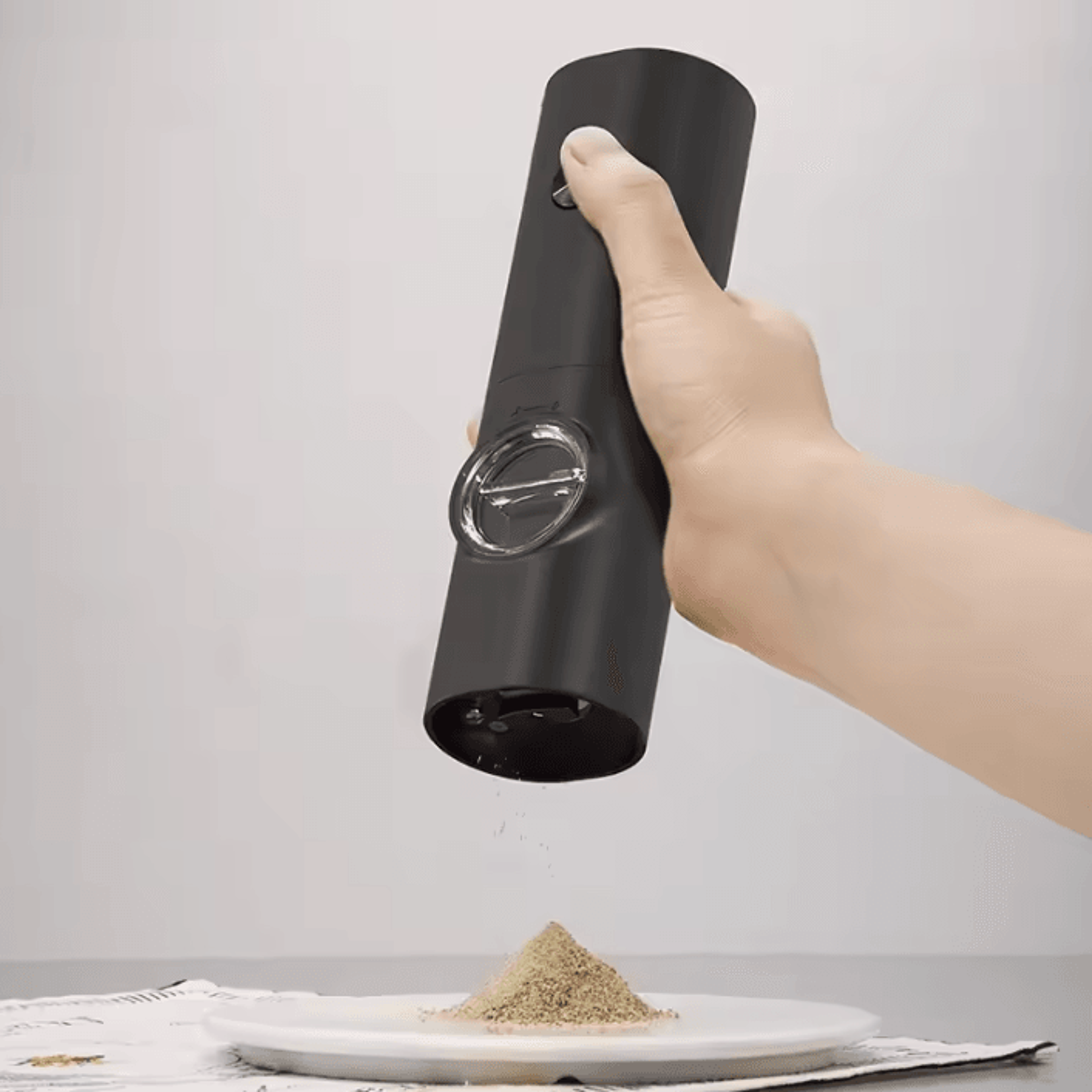 SeasonSpark Automatic Salt And Pepper Mill Set With Adjustable Grind 2
