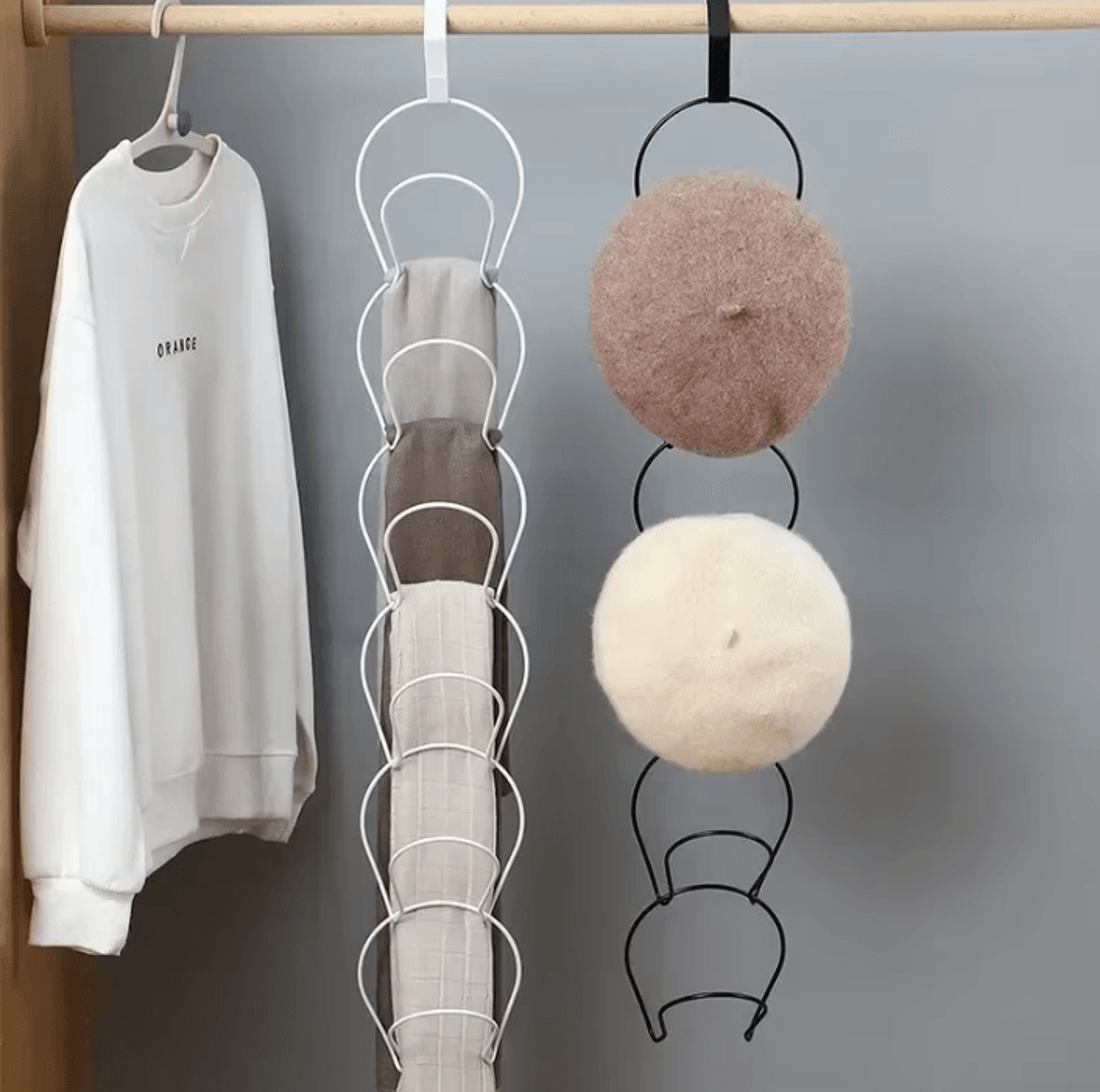 SpaceMate 5Hook Over Door Hat And Cap Organizer 0