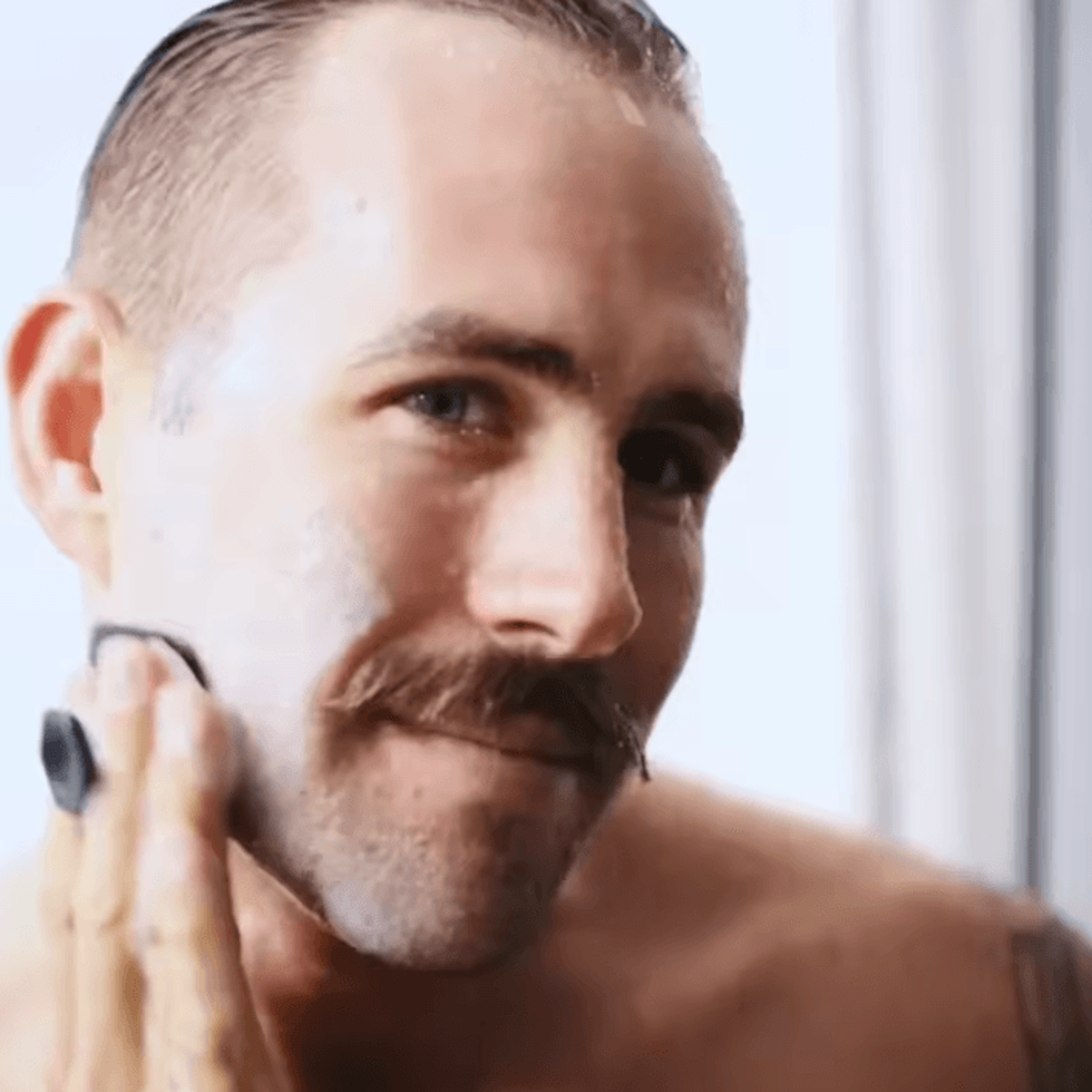 ClearEdge Mens Silicone Facial Cleansing Brush 1