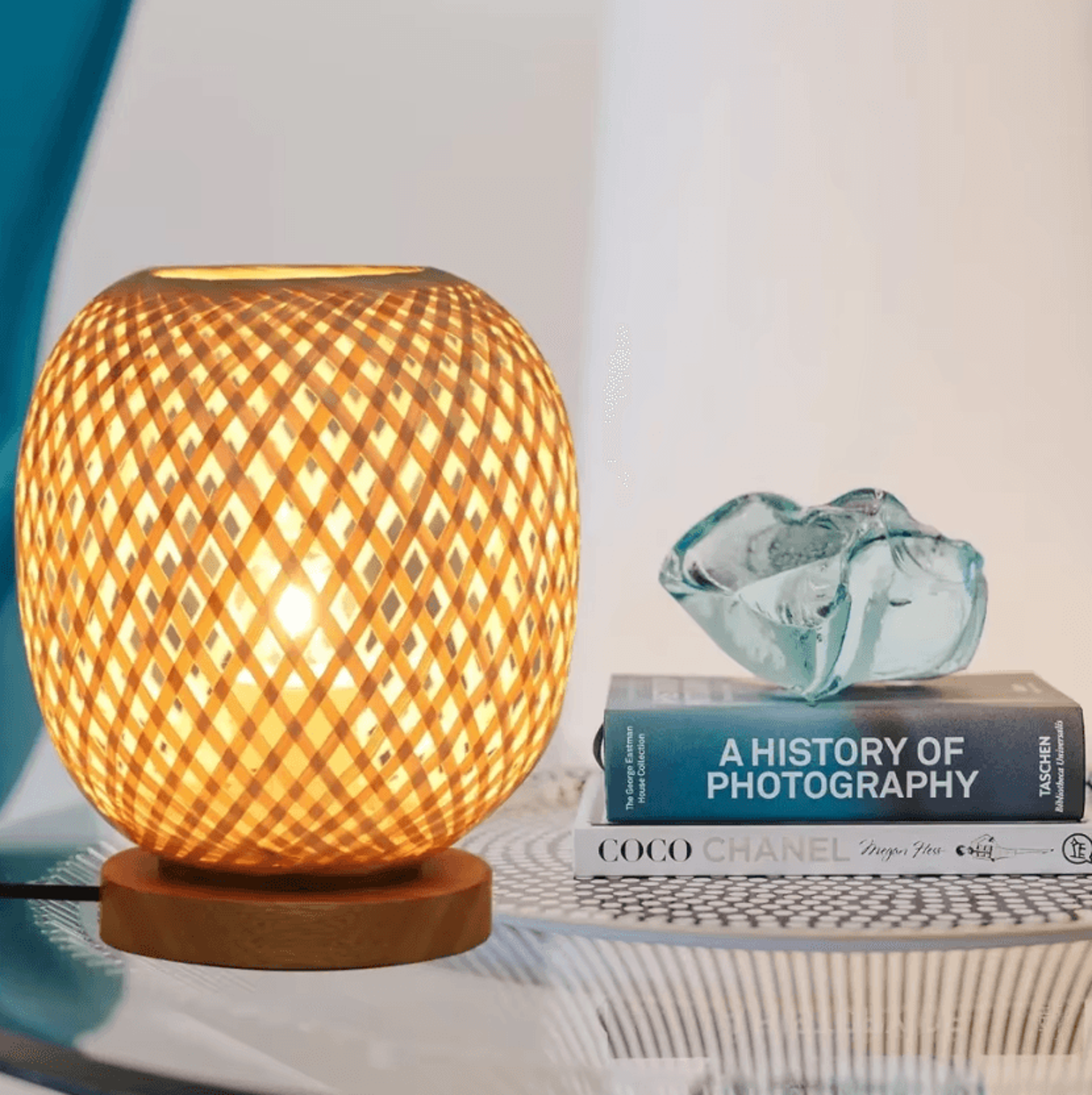 Bohemian Handwoven Bamboo Table Lamp Vintage Rattan Bedside Light For Bedroom Study And Teahouse 3
