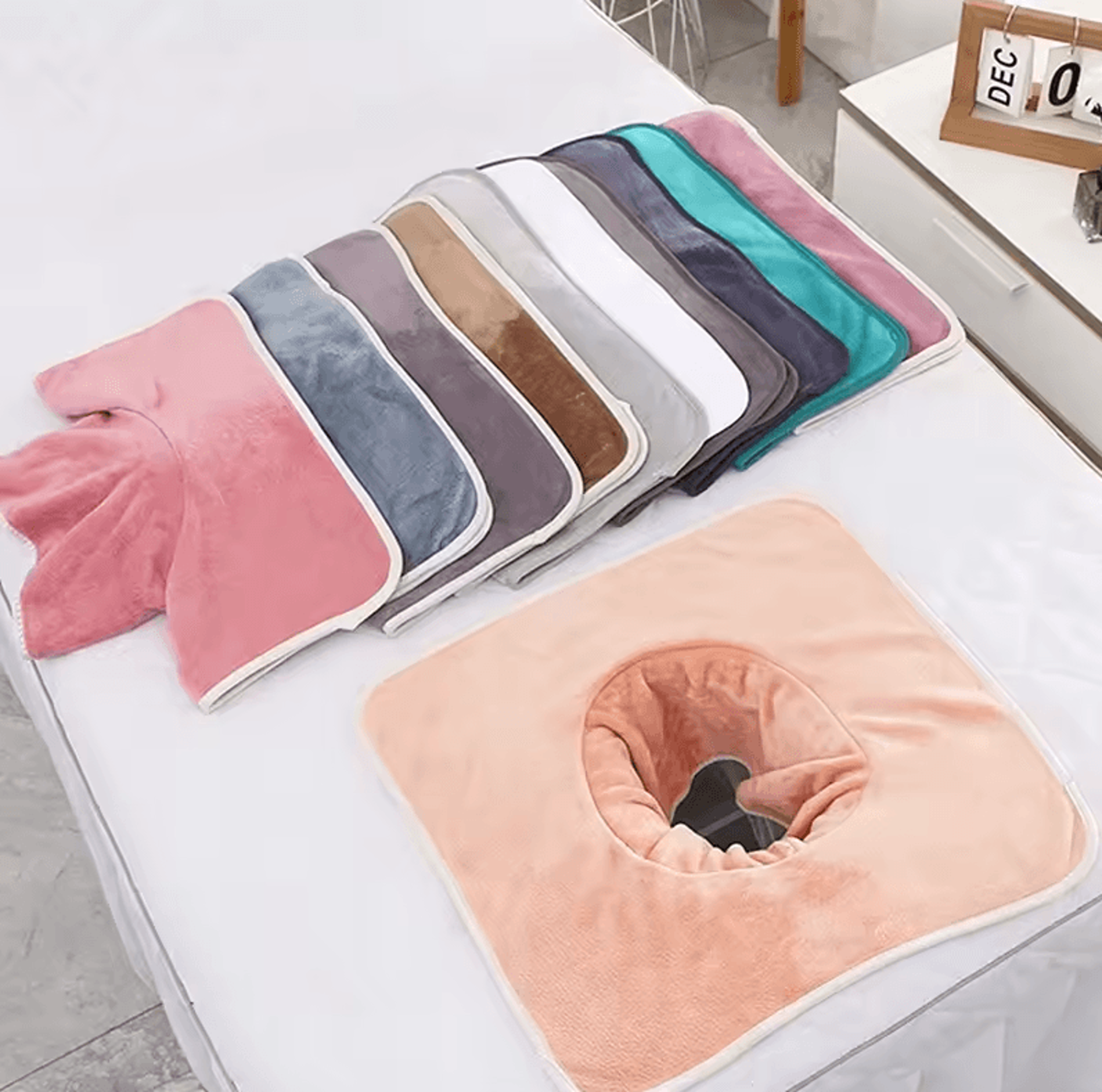 Thickened Beauty SPA Massage Table Face Towel With Hole  Salon  Hotel Spa Linen 14 By 14in 0