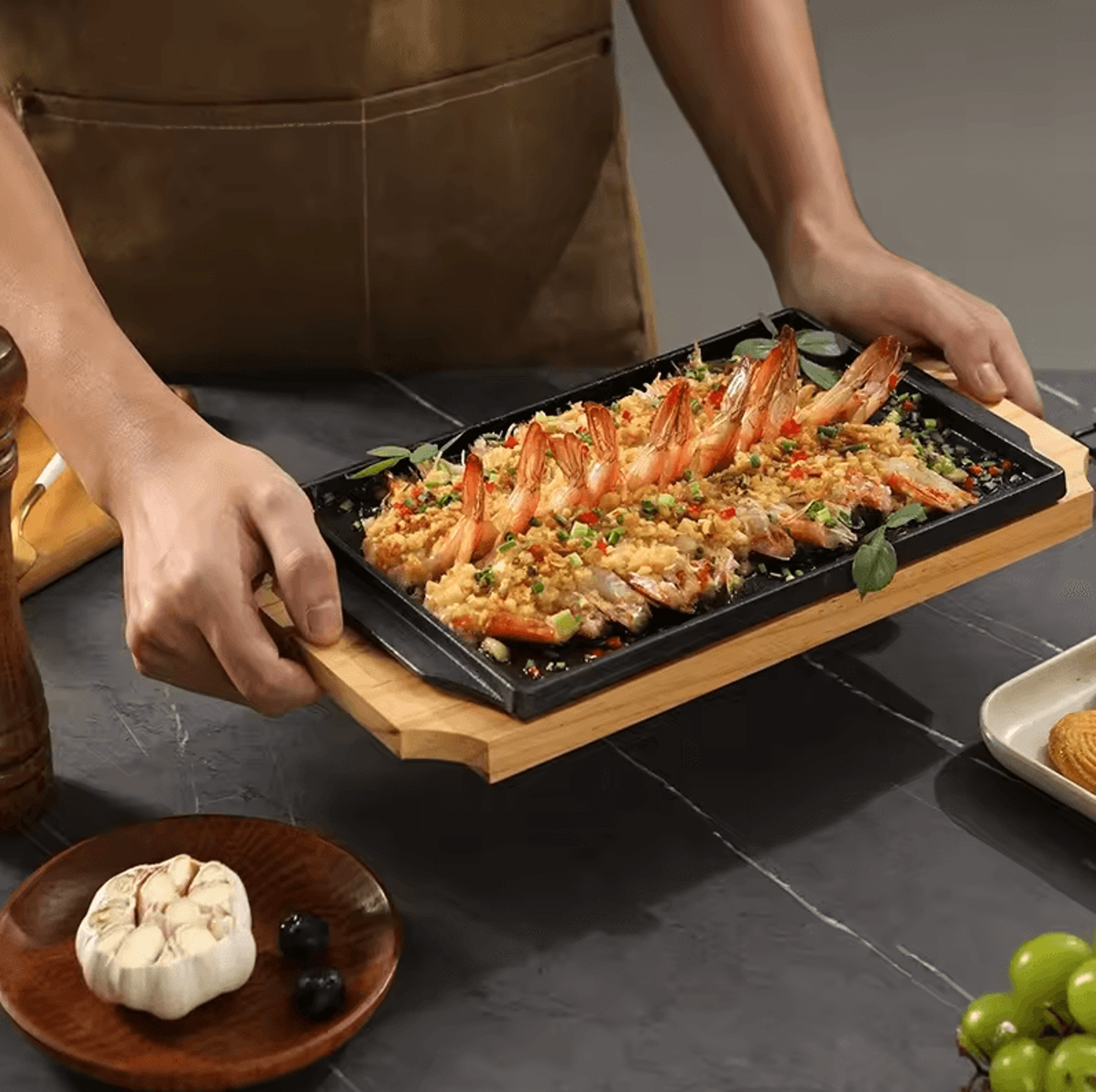 Cast Iron Sizzling Hot Plate  Rectangle Barbecue Steak Pan With Wooden Base For Teppanyaki  Grilled 1