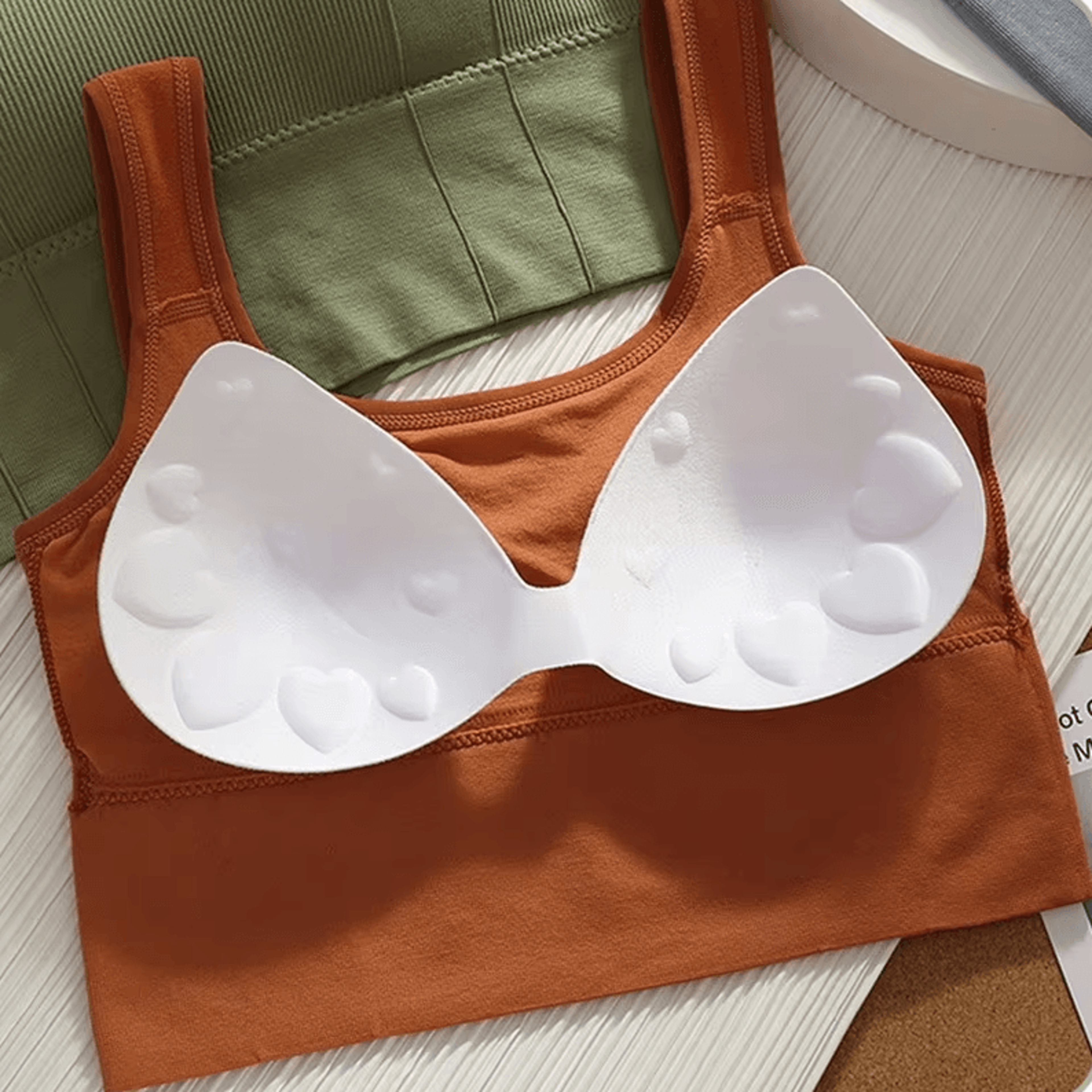 Breathable Sports Bra Seamless Yoga AntiSweat Fitness Top With PushUp Support 2