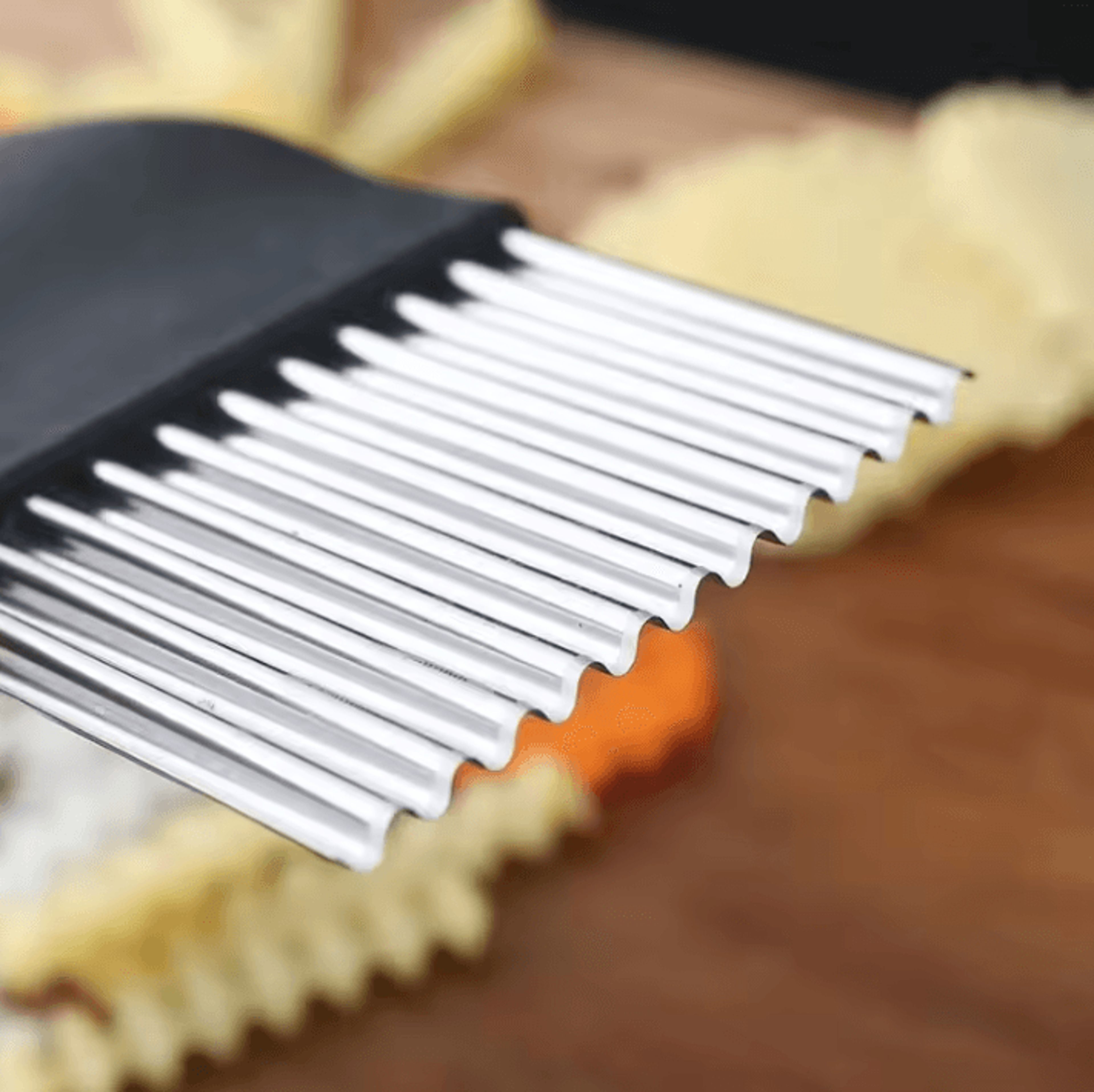 Stainless Steel Potato Chip Slicer Dough Vegetable Fruit Crinkle Wavy Kitchen Knife Cutter Chopper  3