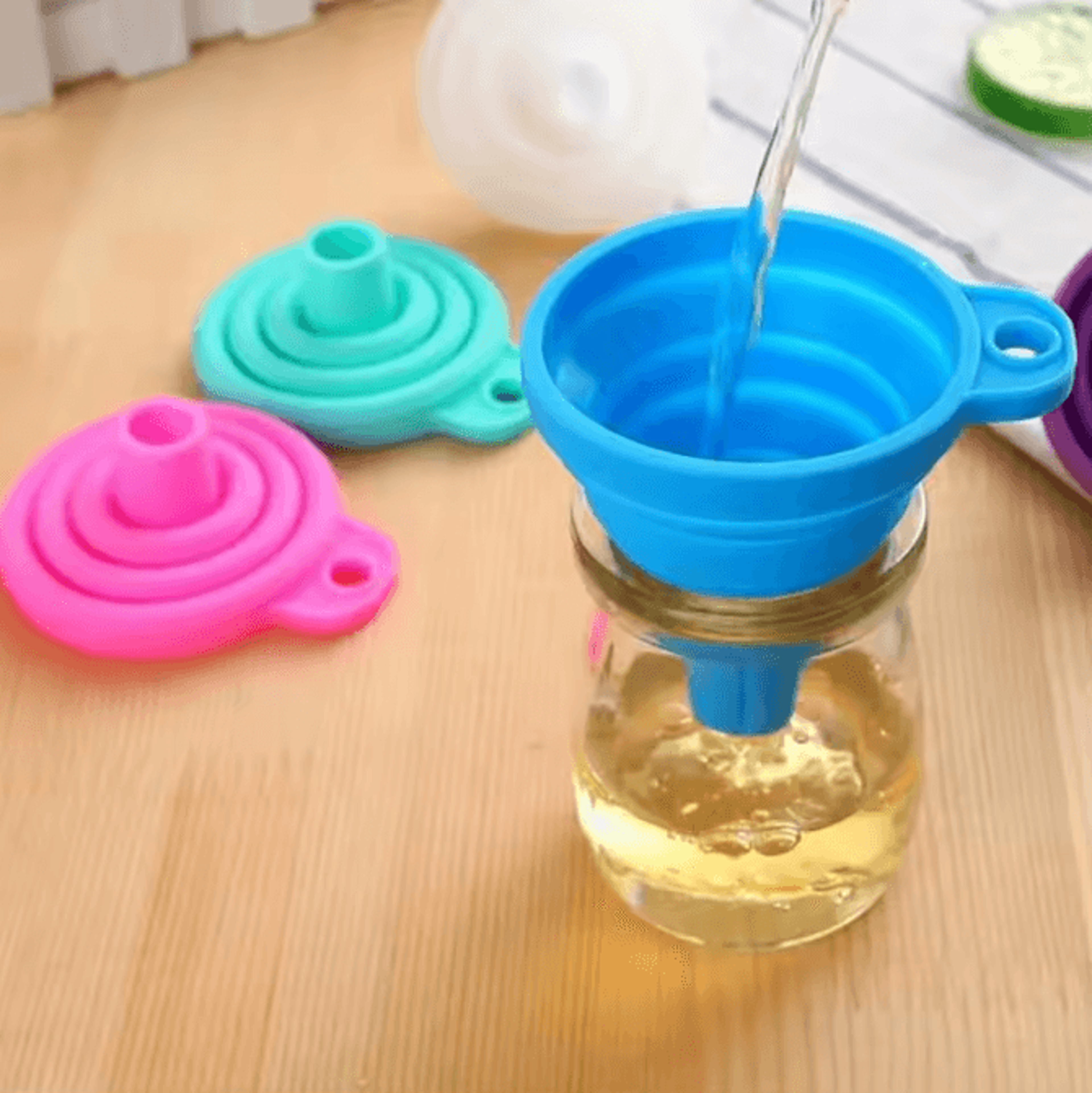 Mini Silicone Collapsible Funnel  Mini Foldable Funnel For Portable Kitchen Funnel Use Fuel Oil Bee 0