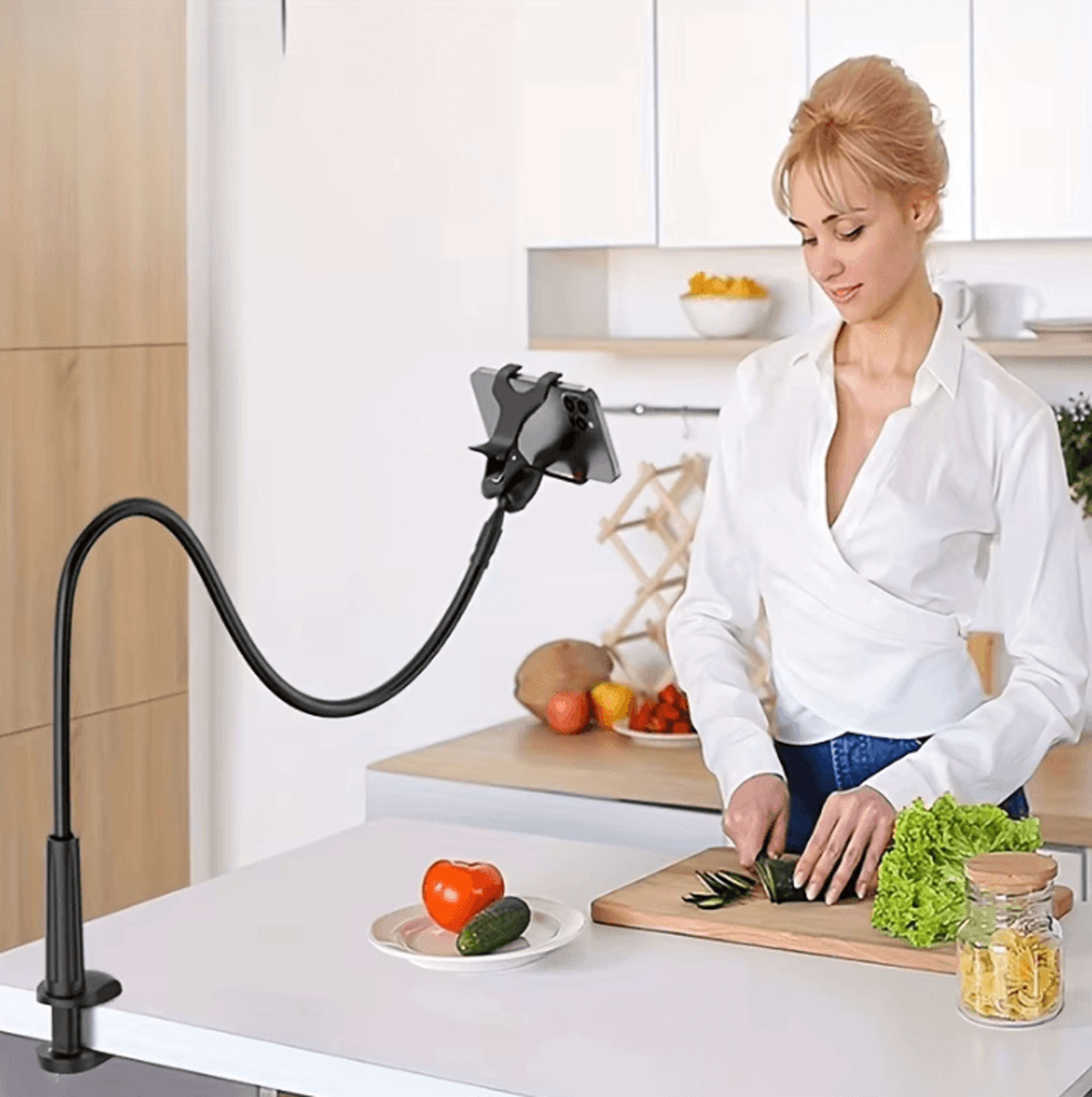 Flexible Gooseneck Phone Holder Lazy Bedside Desktop Clamp Mount For Mobile Phones 1