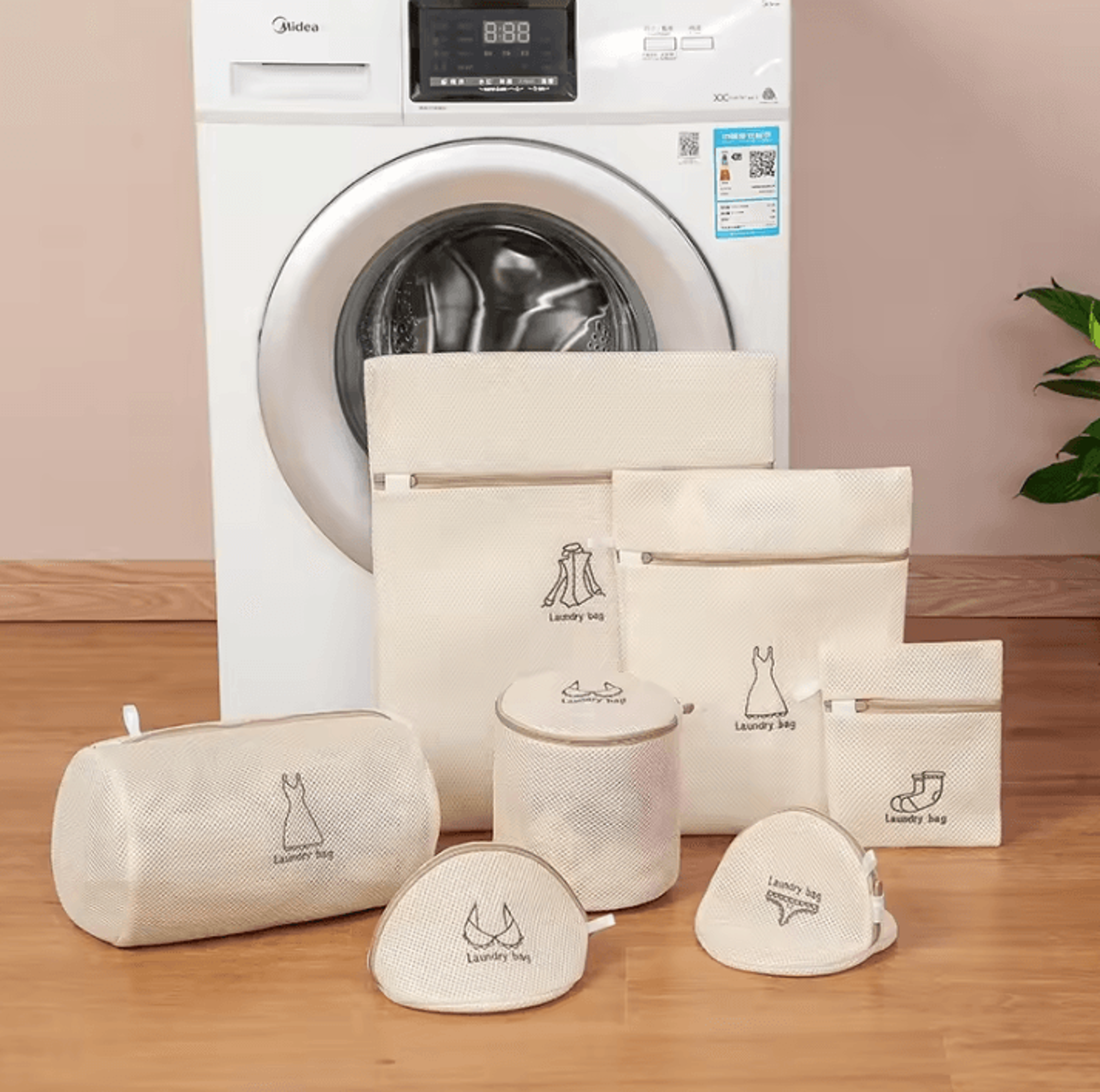 Laundry Bag For Clothes  Fine Mesh Beige Embroidery Washing Bags Set 0