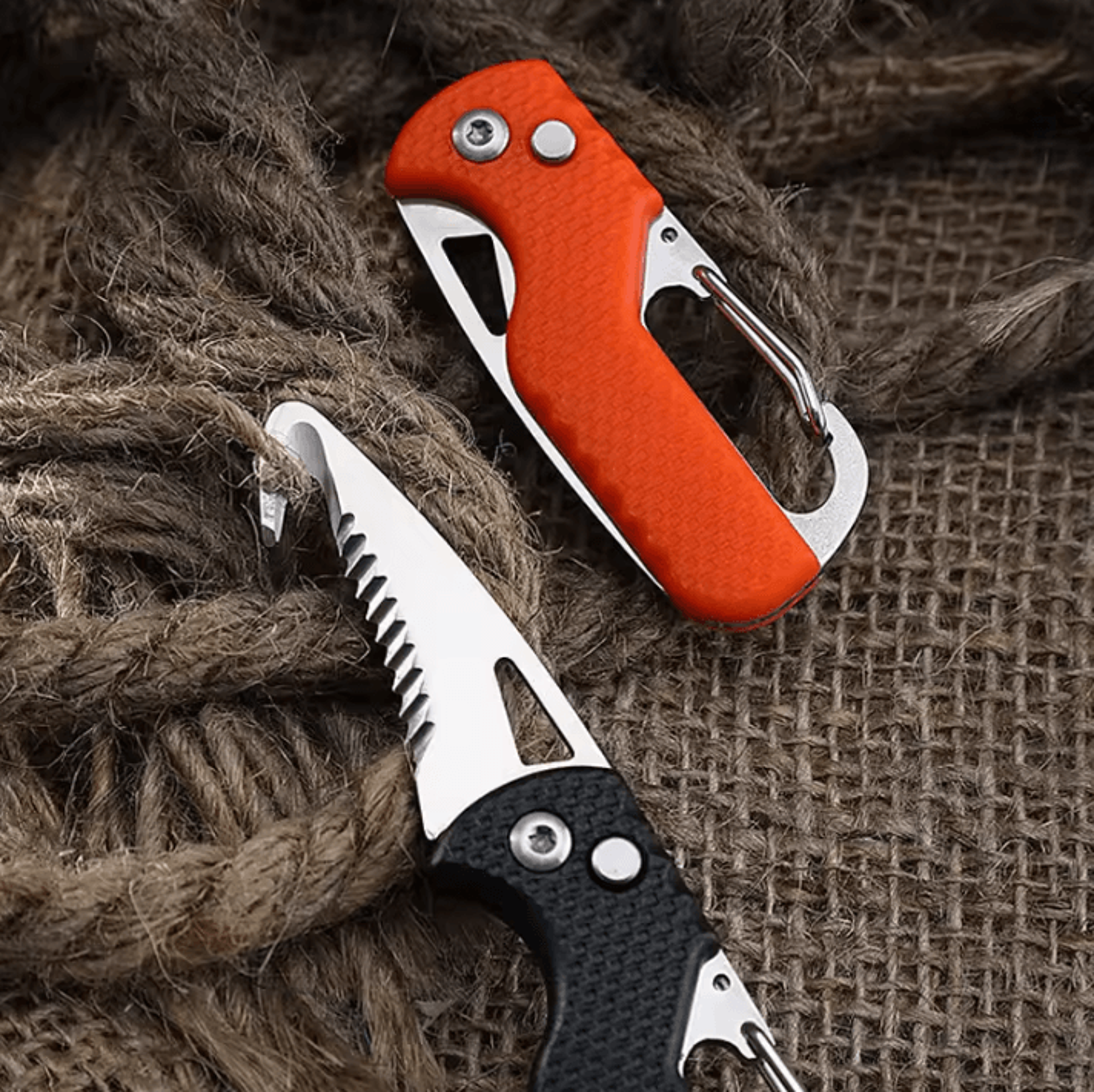 Portable MultiFunctional Parcel Knife Keychain  Serrated Hook Box Opener 1