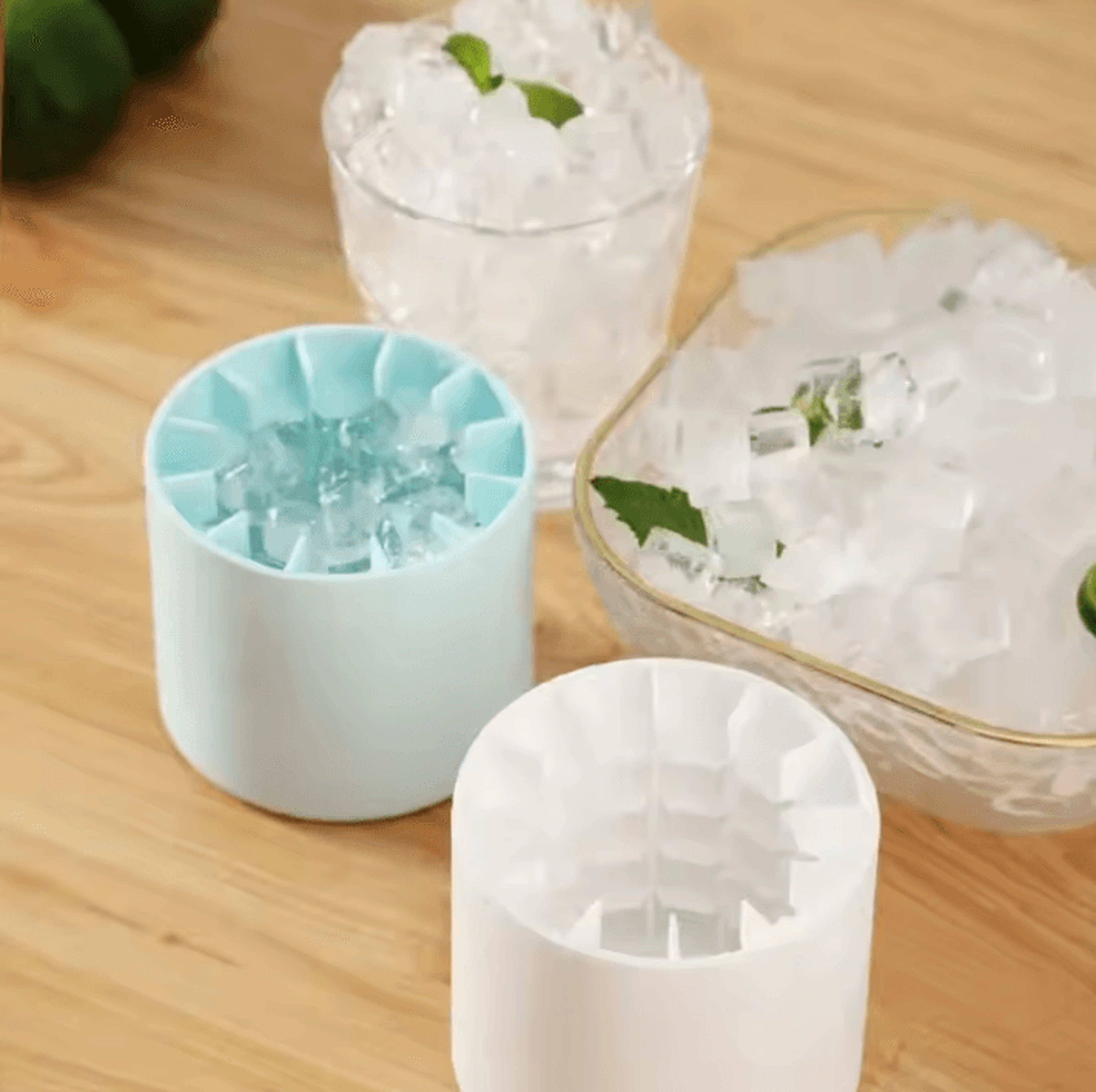 Silicone Round Ice Cube Mold  DIY Ice Ball Maker For Summer Drinks  Bar Use 1