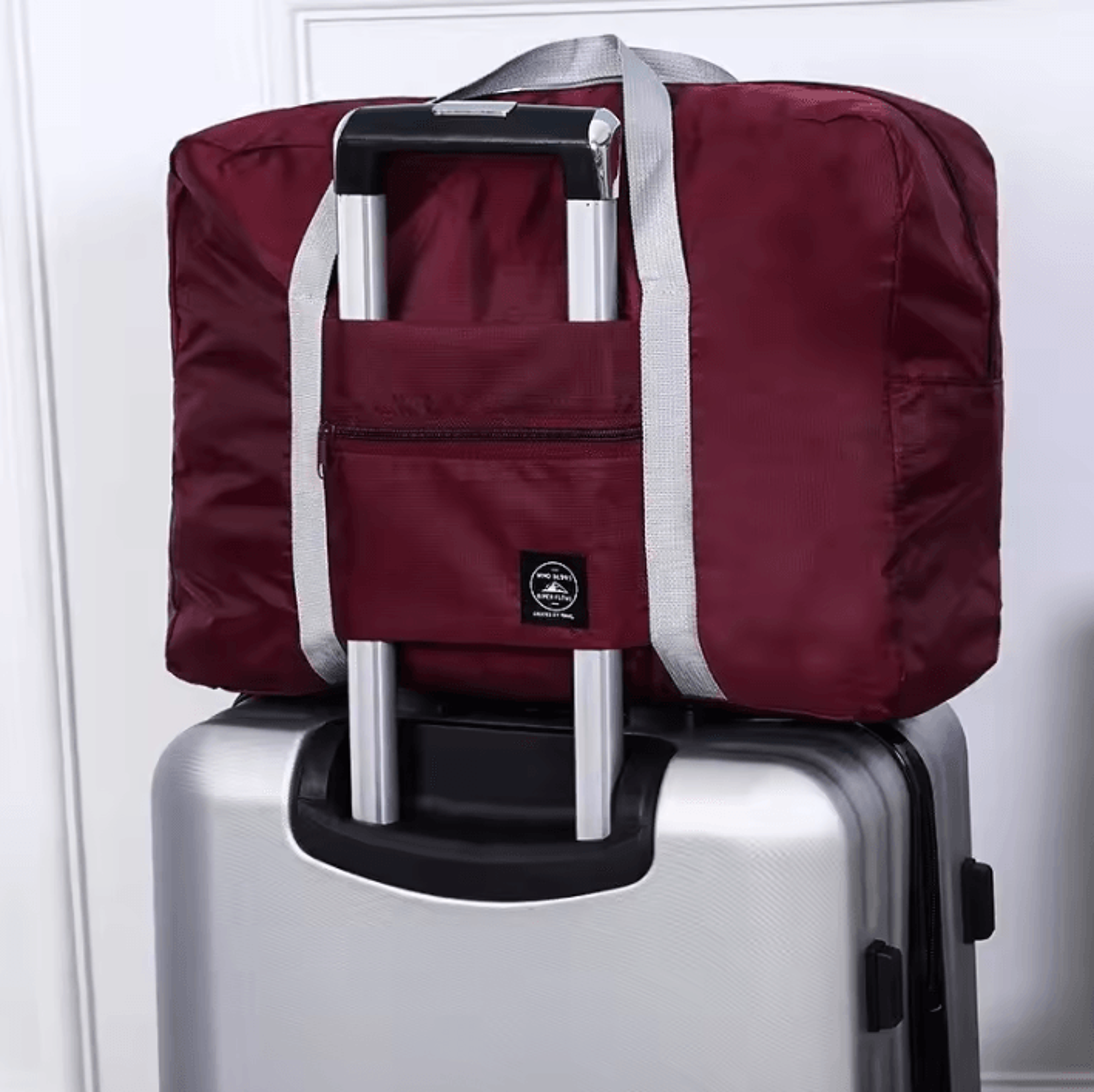 TravelEase Large Capacity Waterproof Folding Travel Bag With Shoulder Strap 3