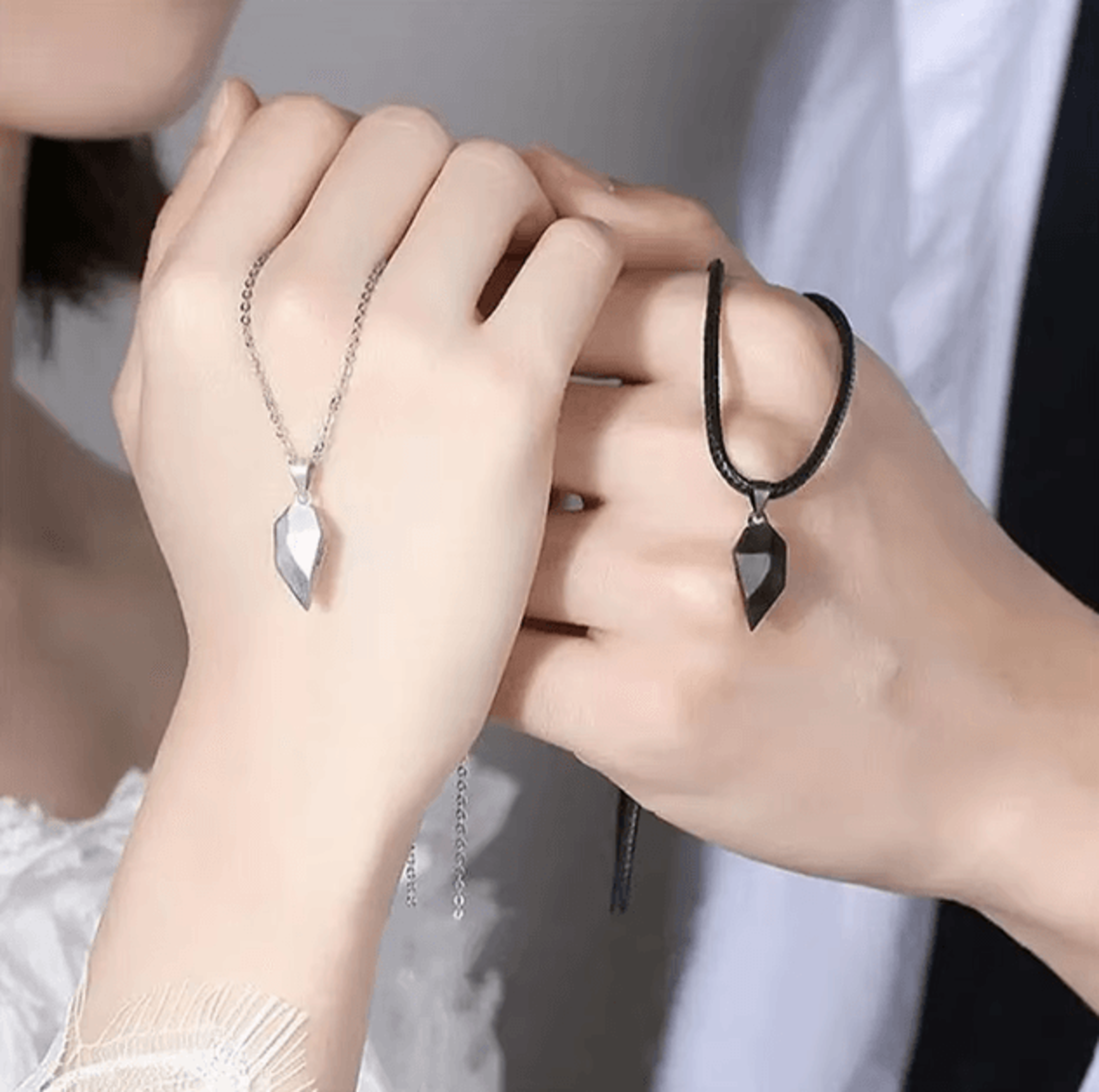 HeartbeatLove Magnetic Couple Pendant Necklace  Electrocardiogram Heart Jewelry Gift Set 4