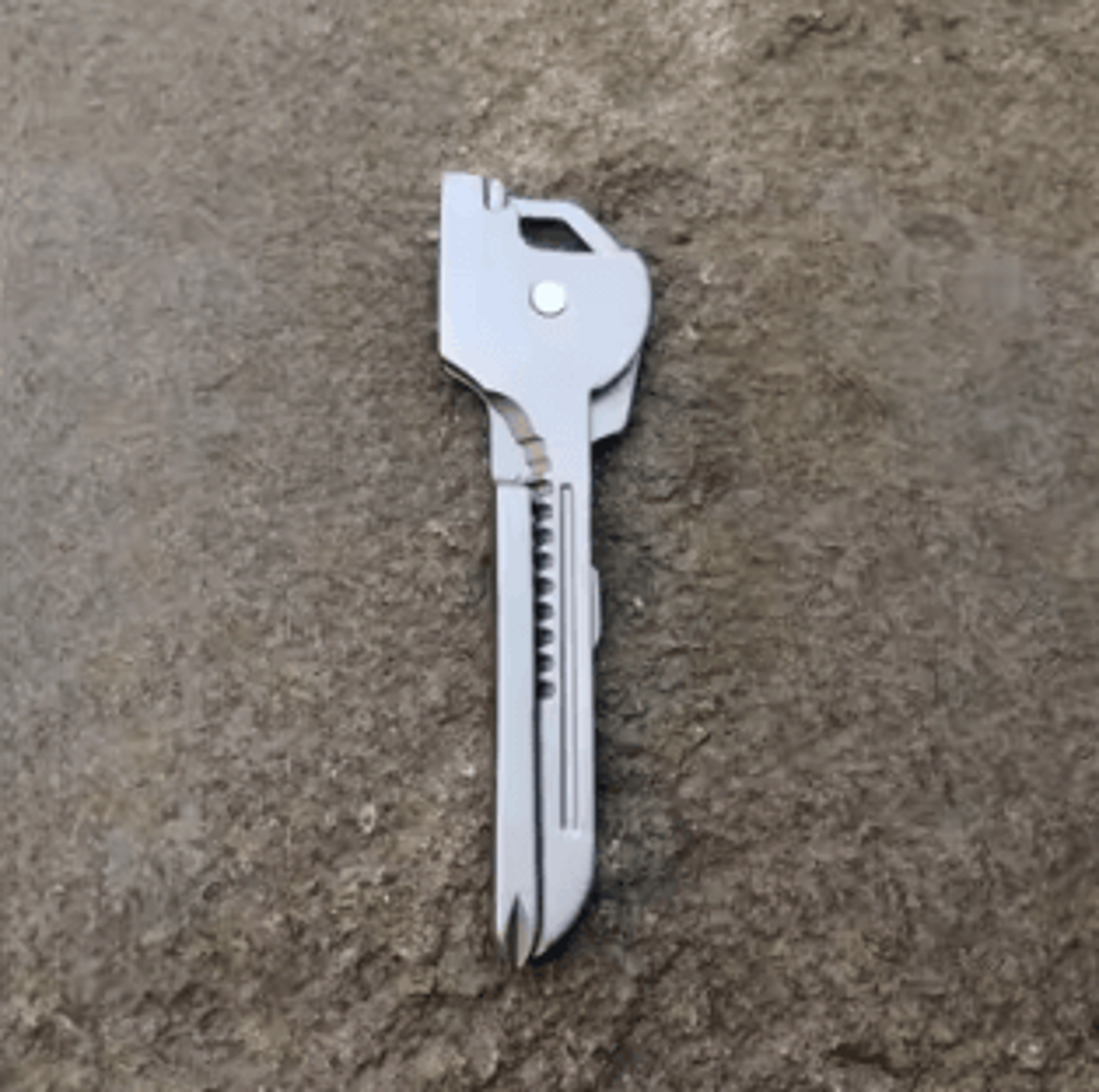 6in1 EDC Keychain MultiTool  Folding Pocket Pliers Screwdriver  Bottle Opener For Camping And Every 6