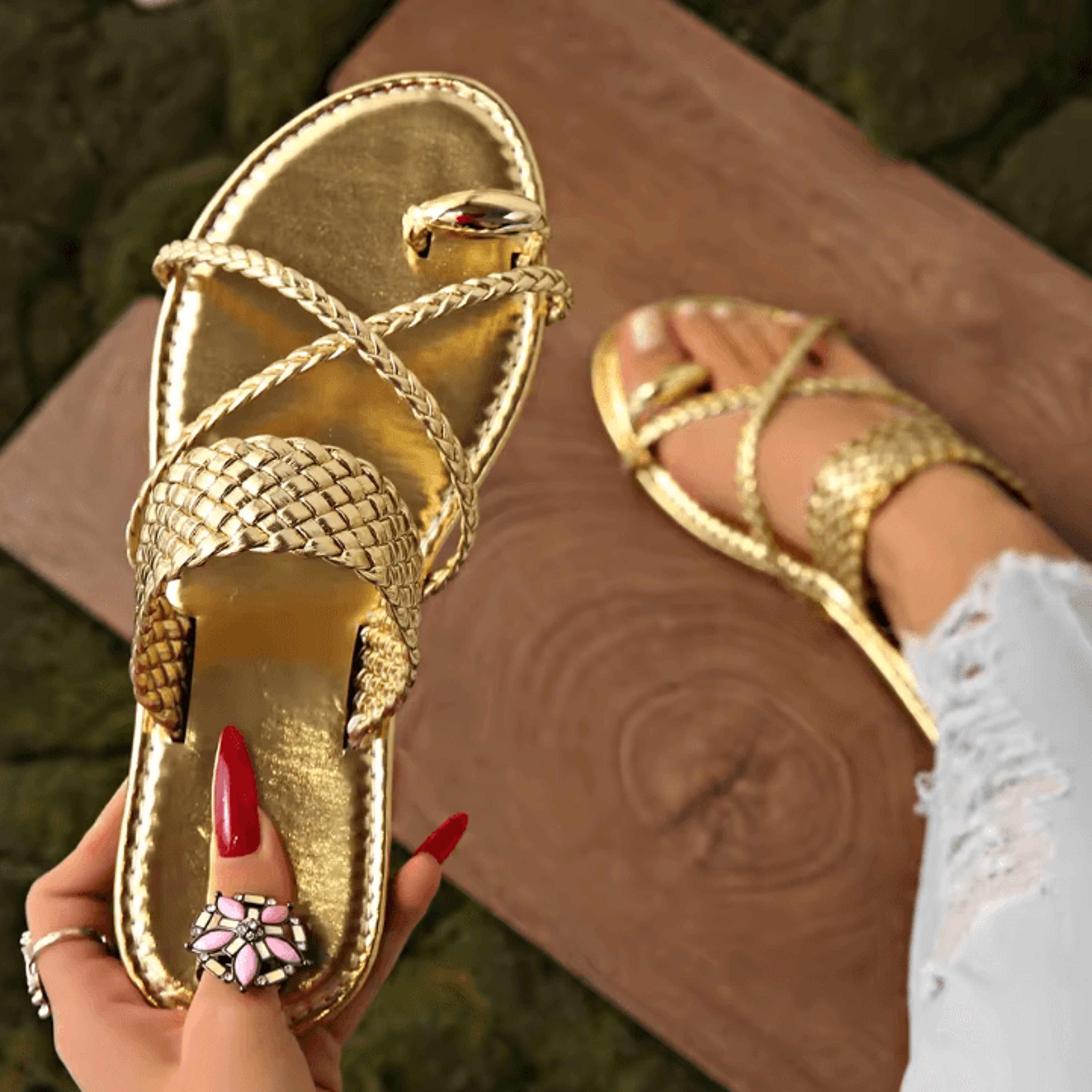 Womens Gold Toe Ring Sandals  Lightweight Flat Beach FlipFlops For Summer 0
