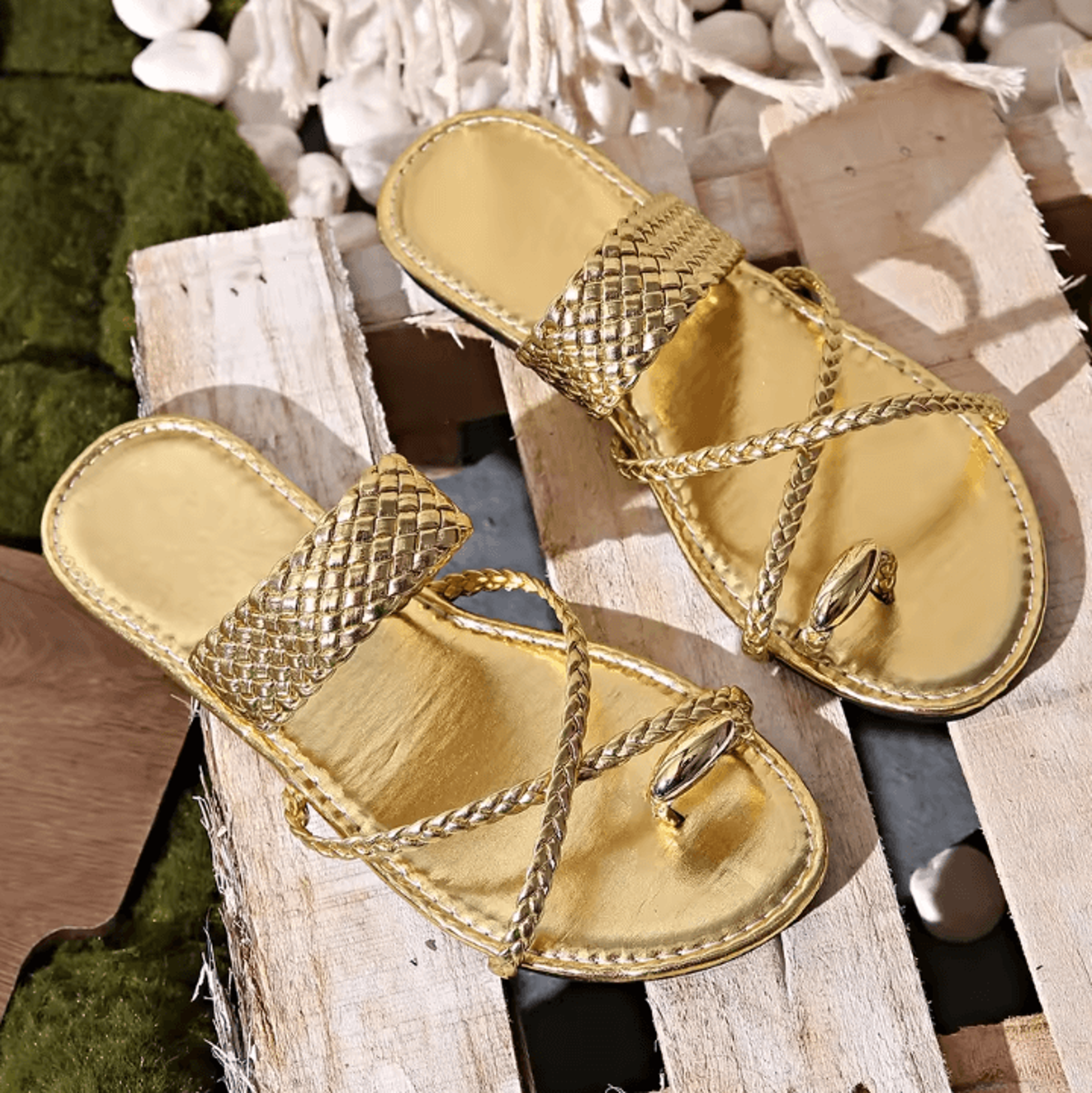 Womens Gold Toe Ring Sandals  Lightweight Flat Beach FlipFlops For Summer 3