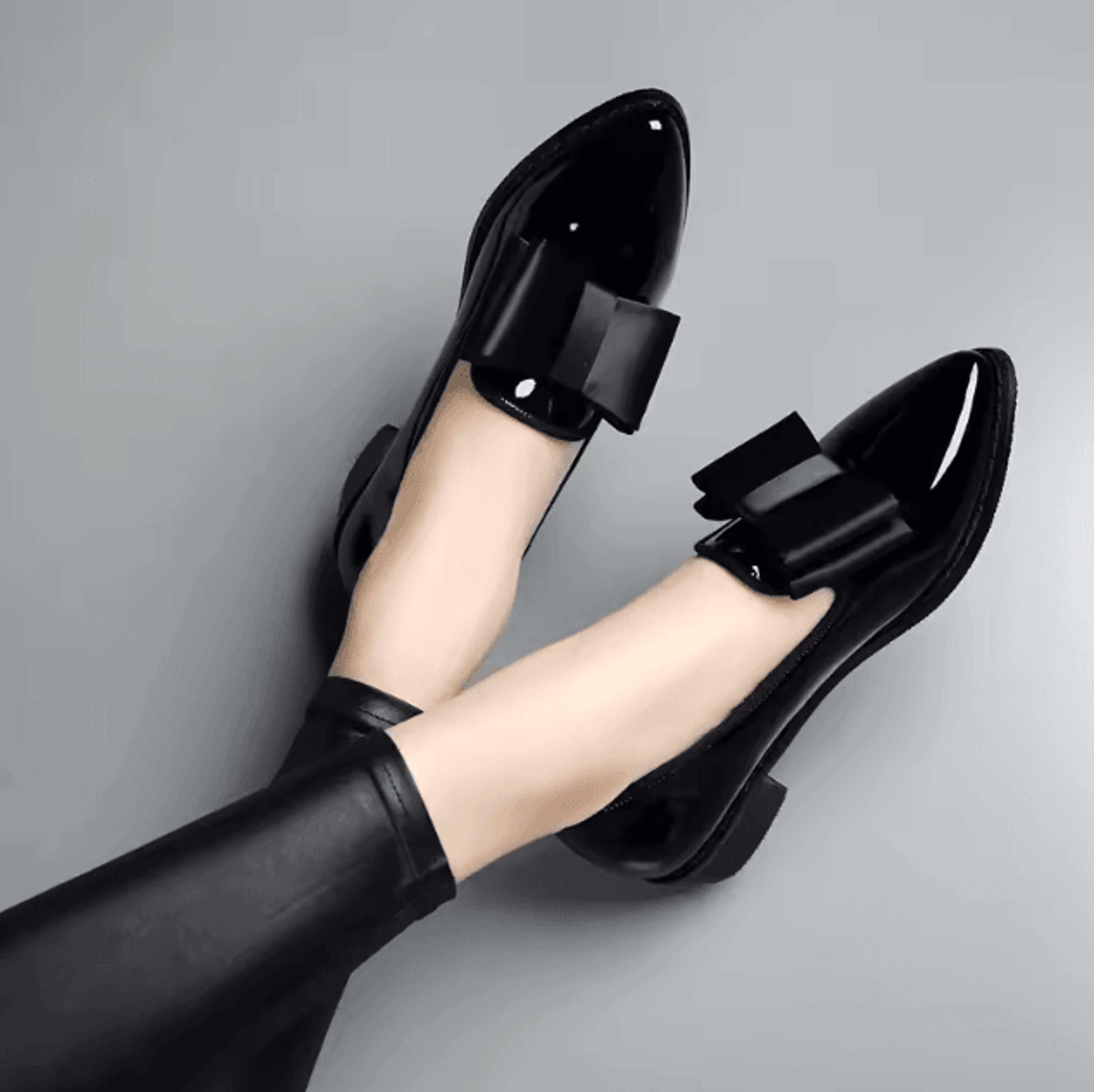 Womens Bow Pointed Toe Loafers  Patent Leather SlipOn Flats For Casual  Office Wear 0