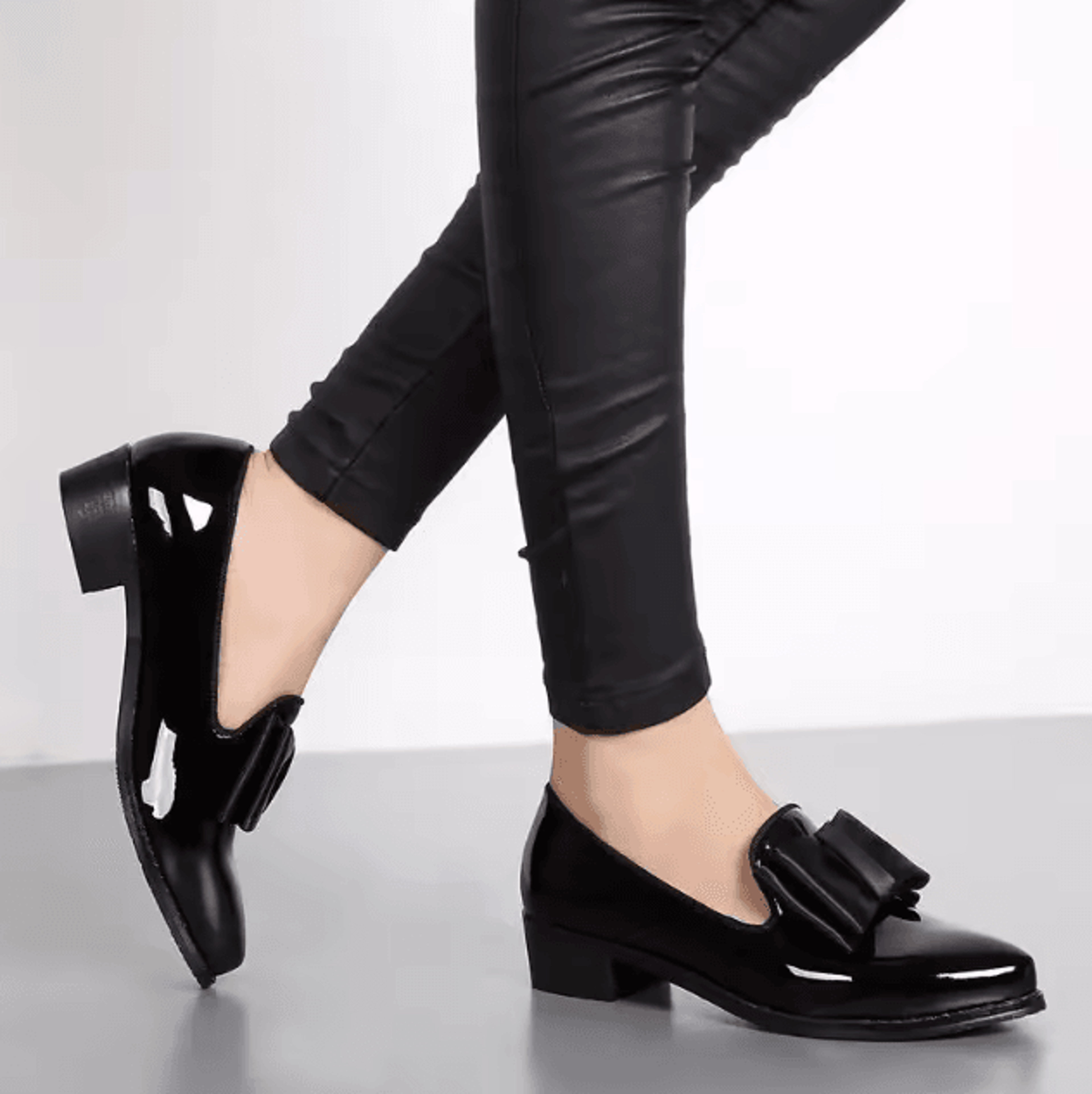 Womens Bow Pointed Toe Loafers  Patent Leather SlipOn Flats For Casual  Office Wear 3