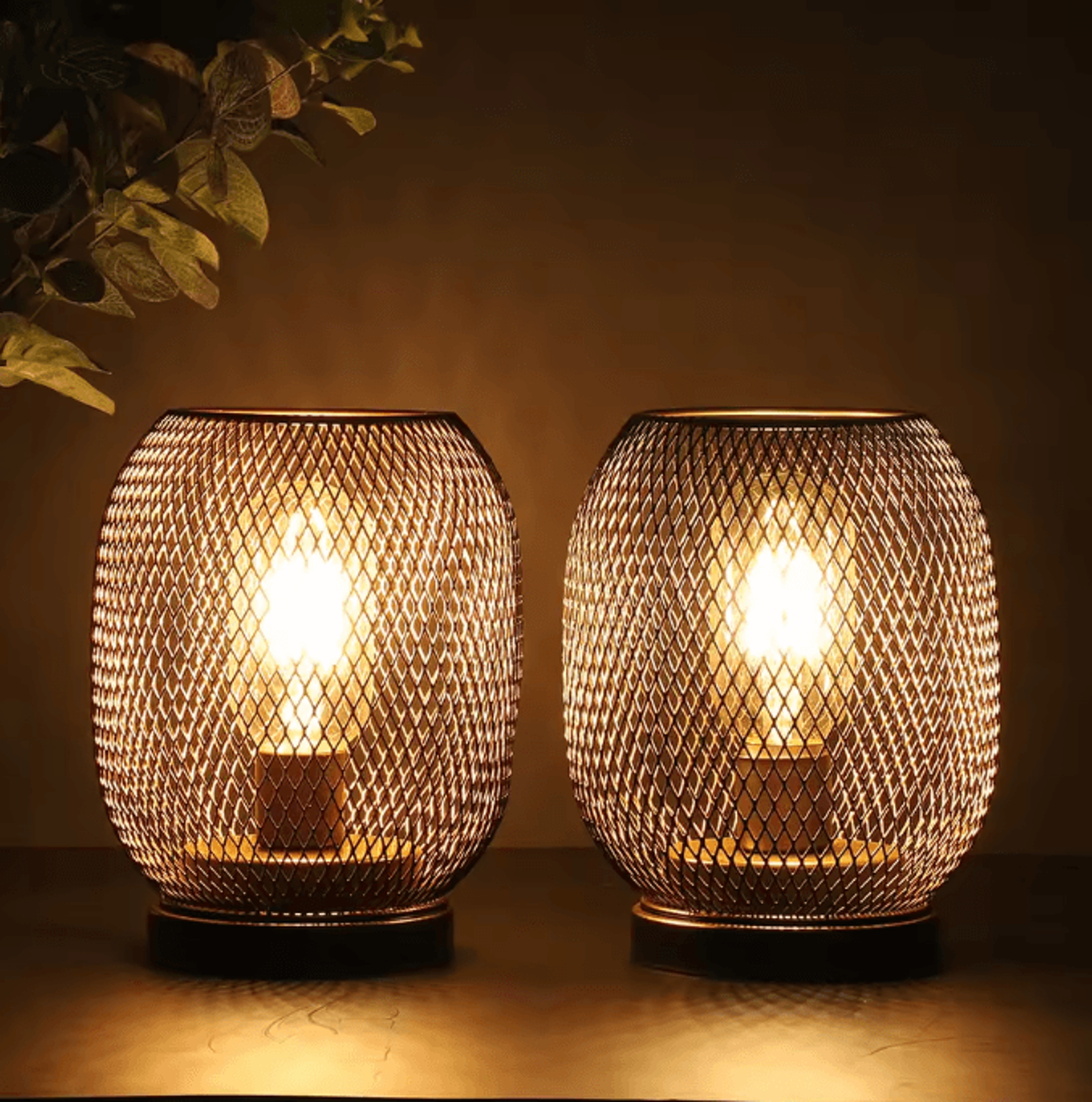 Cordless LED Lantern Battery Powered Table Lamp Metal Cage Decorative Light For Weddings Home Decor 0