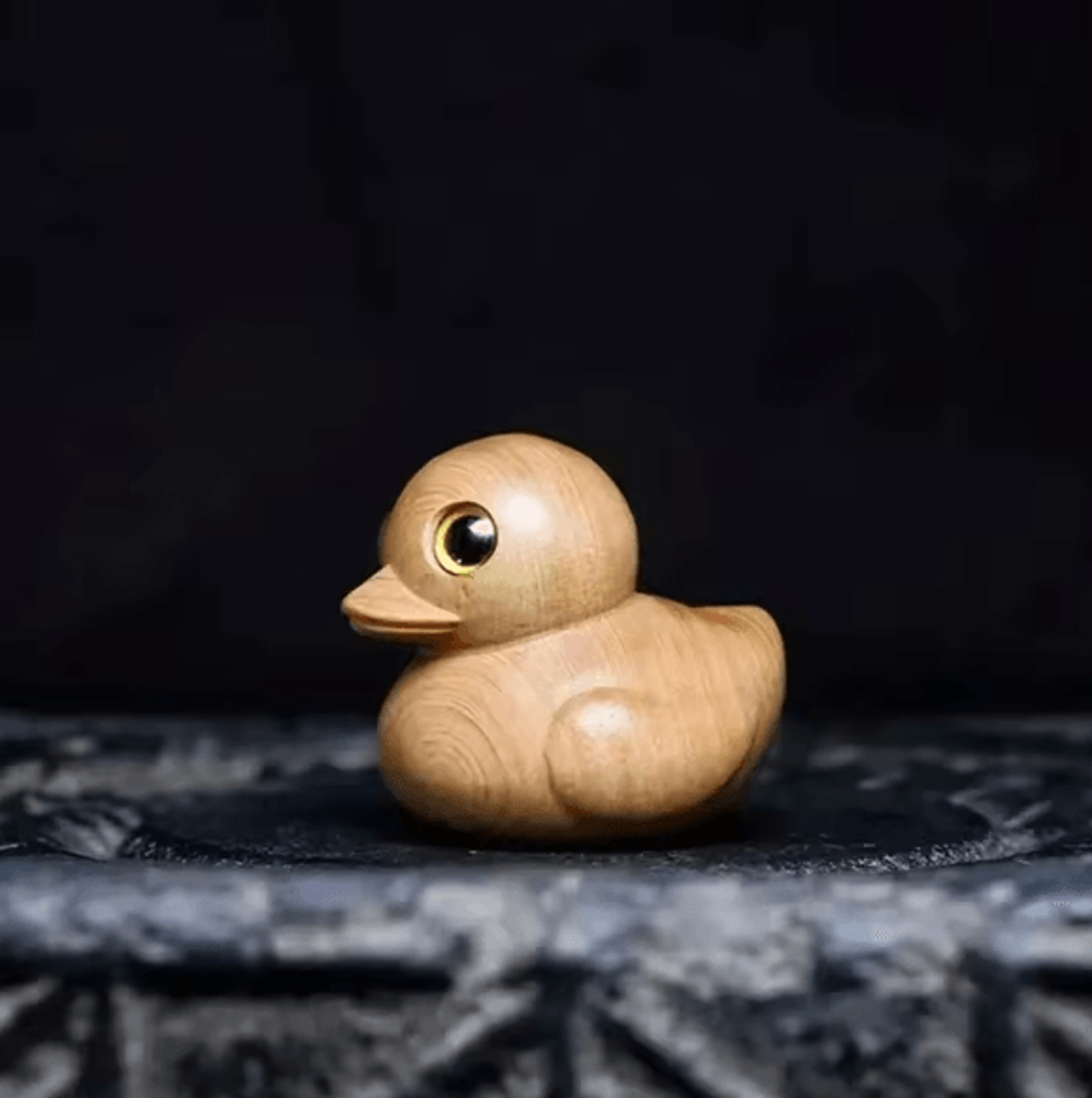 Handmade Wooden Middle Finger Duck  Funny Mini Desk  Garden Decor 3