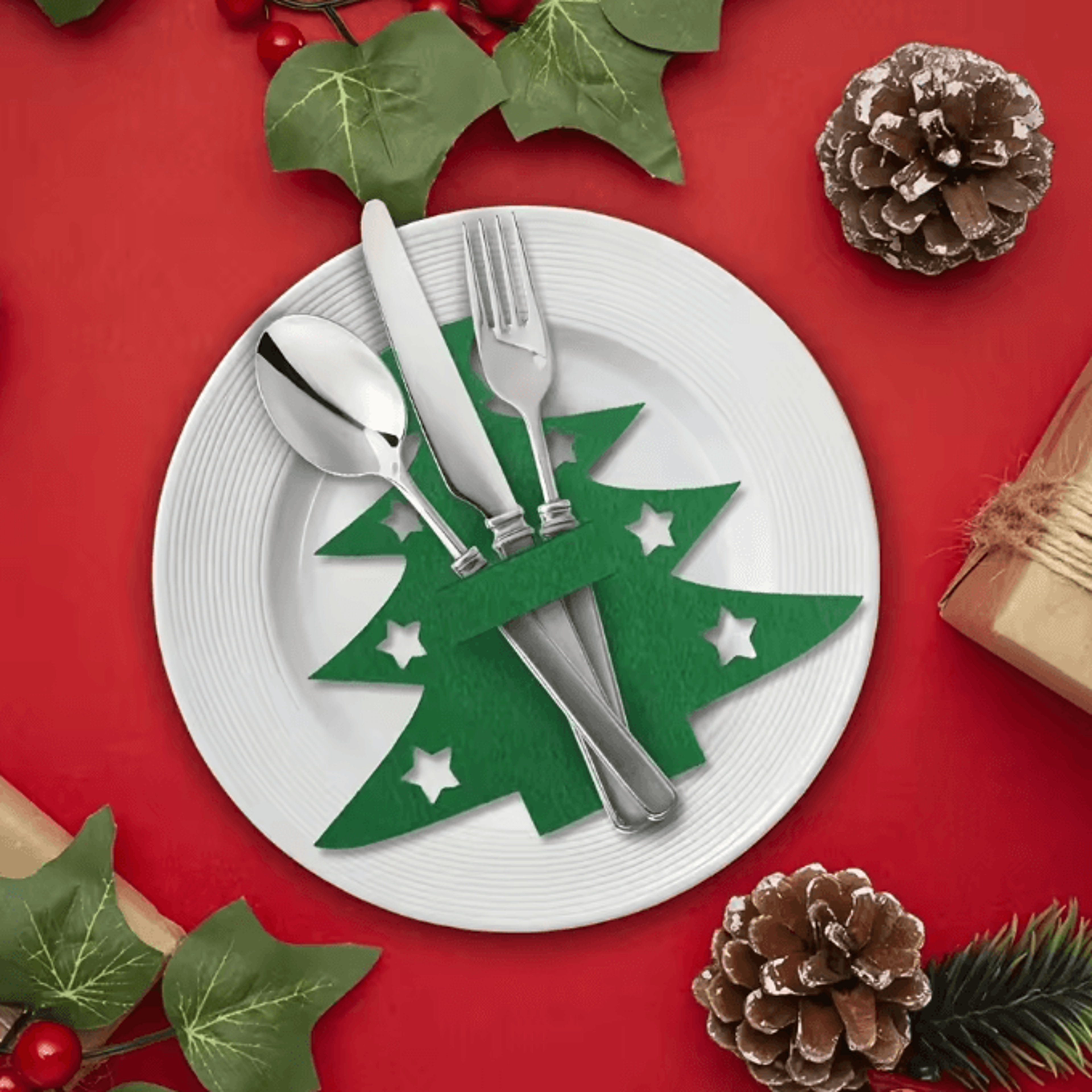 12PCS Christmas Tree Felt Placemats  Cutlery Holder Set  Festive Table Decor 1