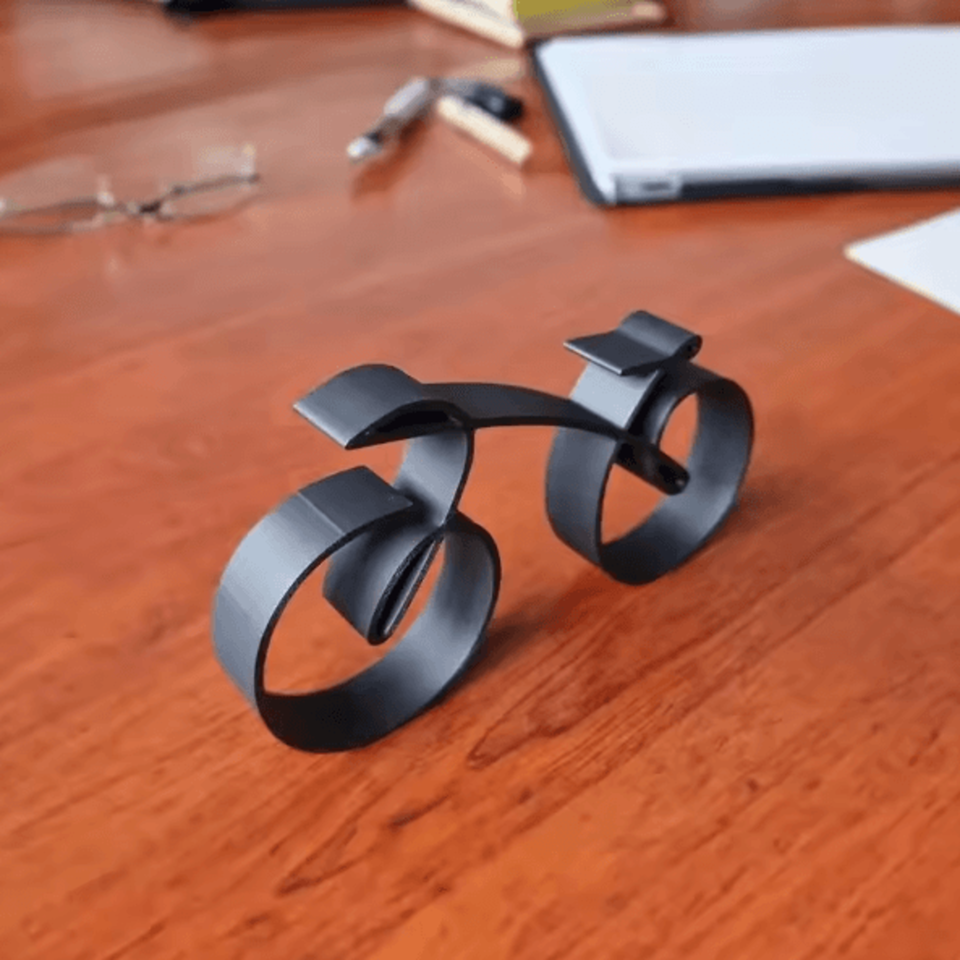 Minimalist Acrylic Bicycle Sculpture  Modern Desk Decor Bike Ornament For Home  Office 2