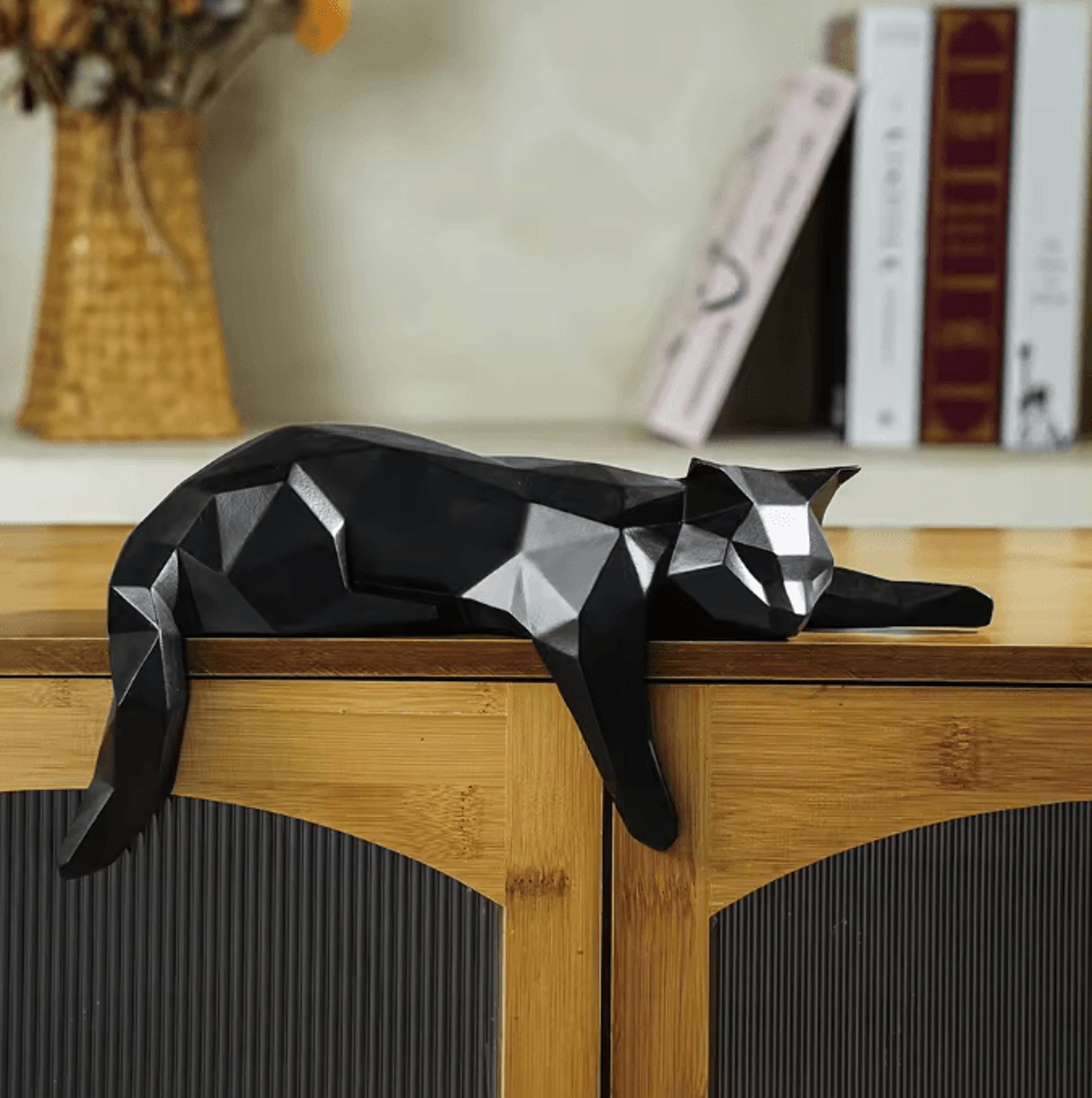 Modern Geometric Black And White Cat Statue For Home Office And Shelf Decor 5