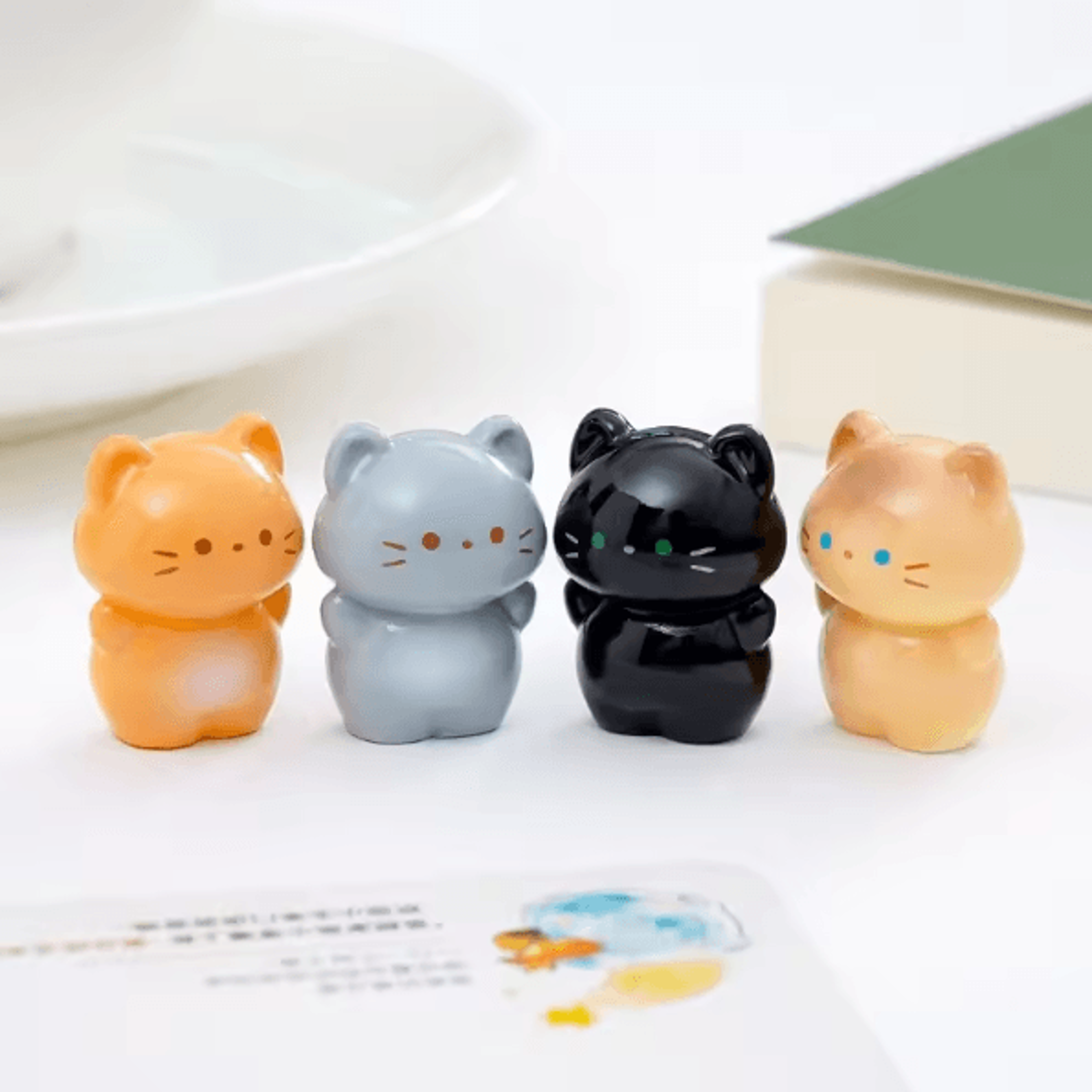 Mini Resin Cat Figurine Set For DIY Crafts Dashboard Decor And Micro Landscapes 2