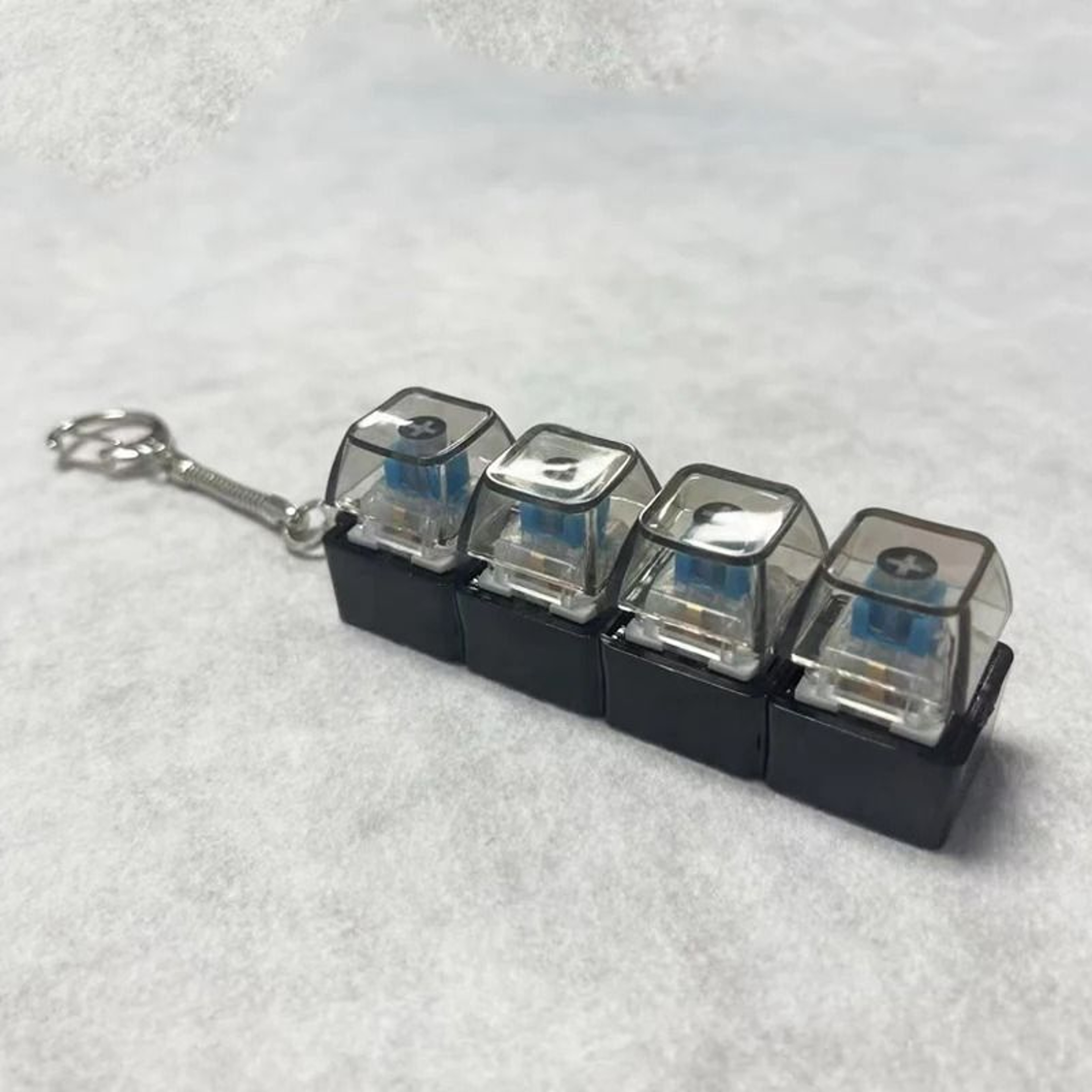 4 Key Mechanical Fidget Keychain 6