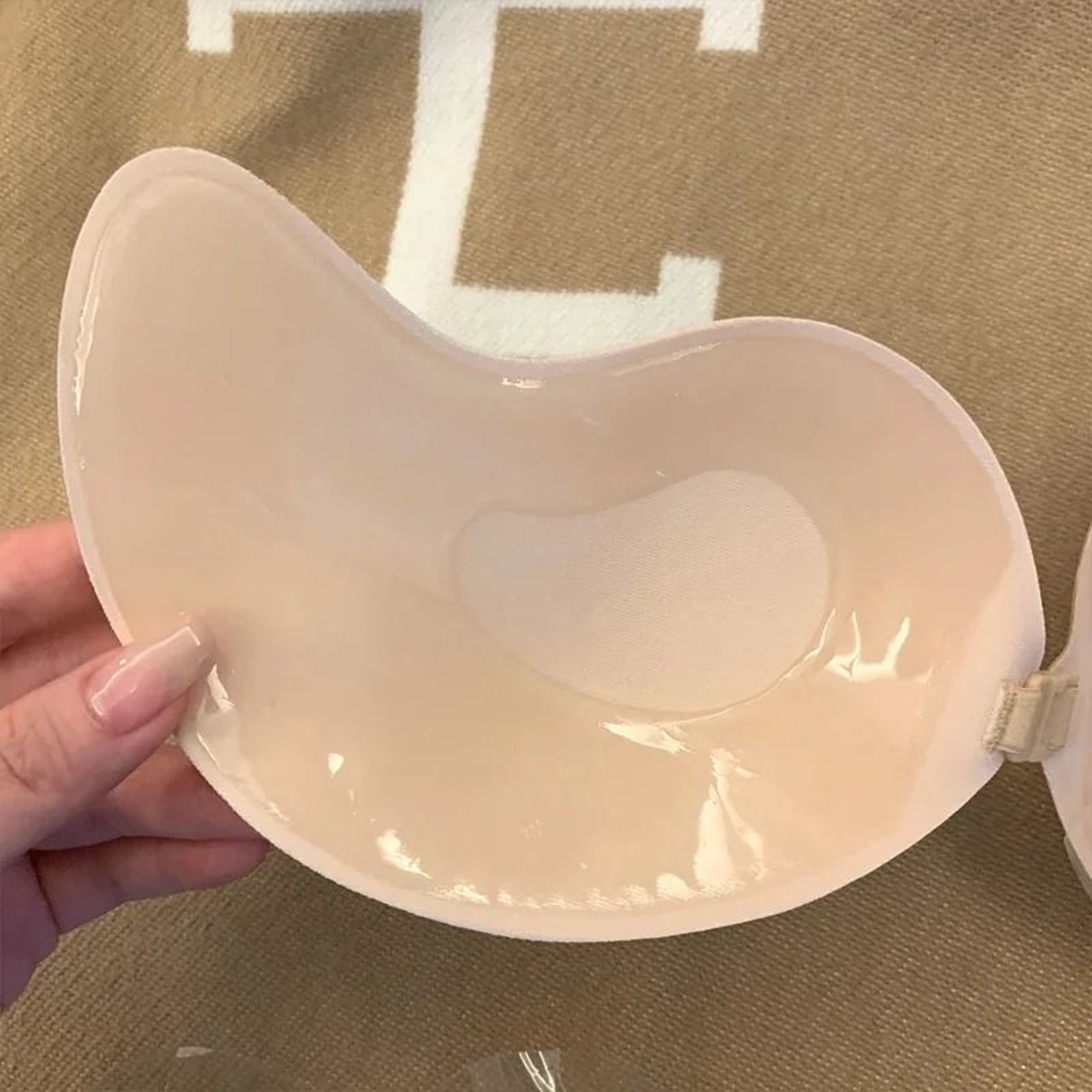 Reusable Silicone Nipple Covers Invisible Strapless Bra Pasties For Women 4