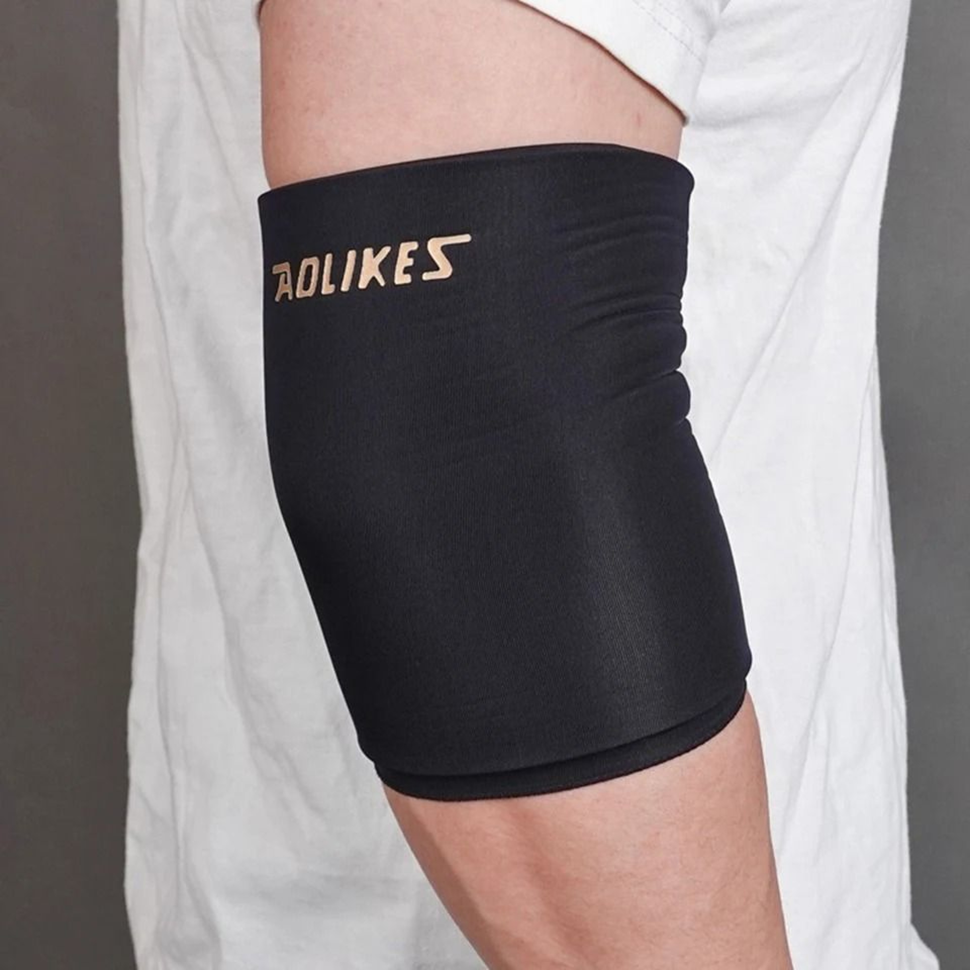Hot And Cold Relief Hydrogel Elbow Sleeve For Heat Or Ice Therapy 5