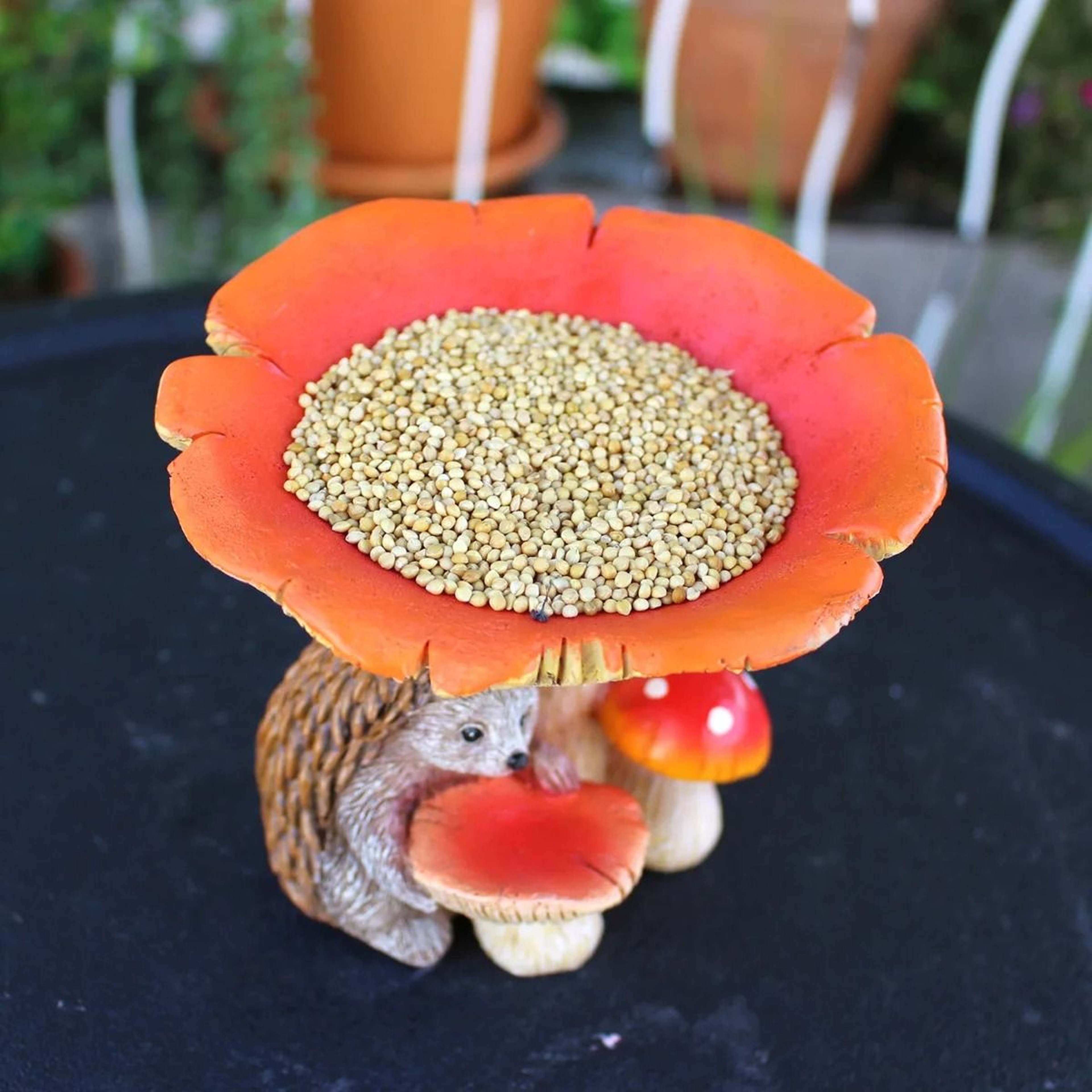Cartoon Mushroom Hedgehog Figurine  Creative Resin Bird Feeder  Garden Sculpture Ornament 3