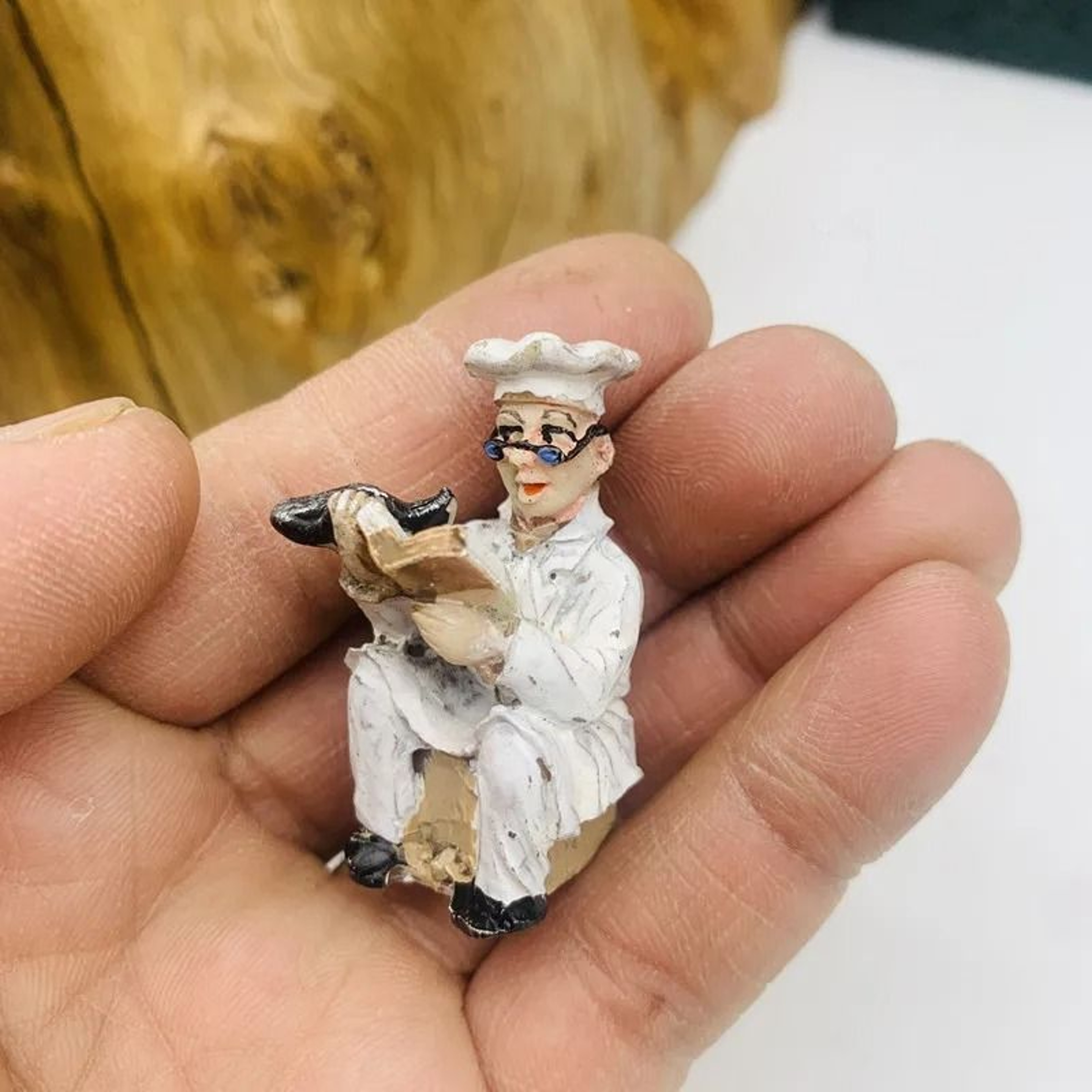 Miniature Doll Figurine For Gardening Bonsai Sand Table DIY Handicraft Desk Sculpture Decor 2