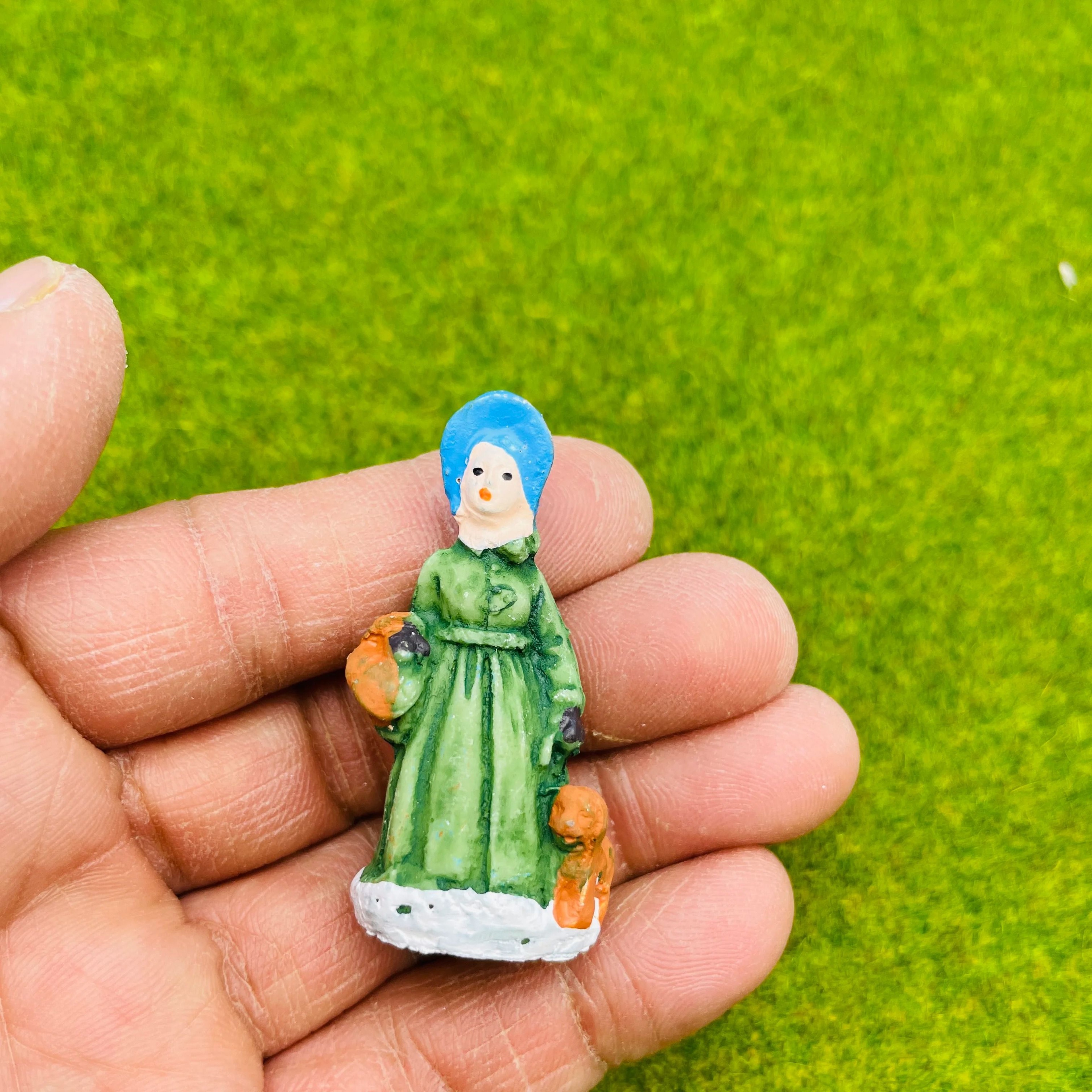 Miniature Doll Figurine For Gardening Bonsai Sand Table DIY Handicraft Desk Sculpture Decor 17