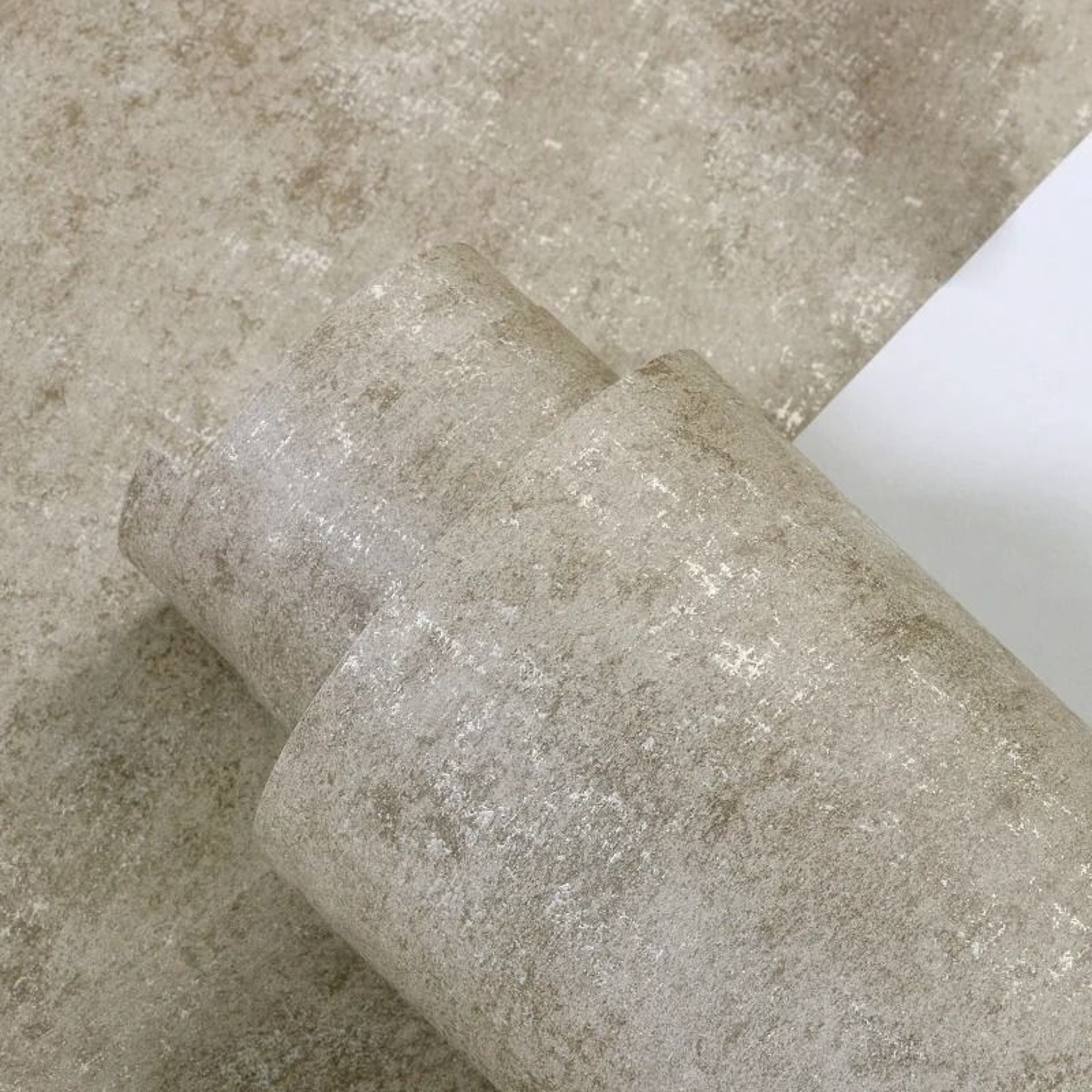 Retro Industrial Style Bronzing Pattern Surface Roll Non Woven Fabric Wallpaper 8