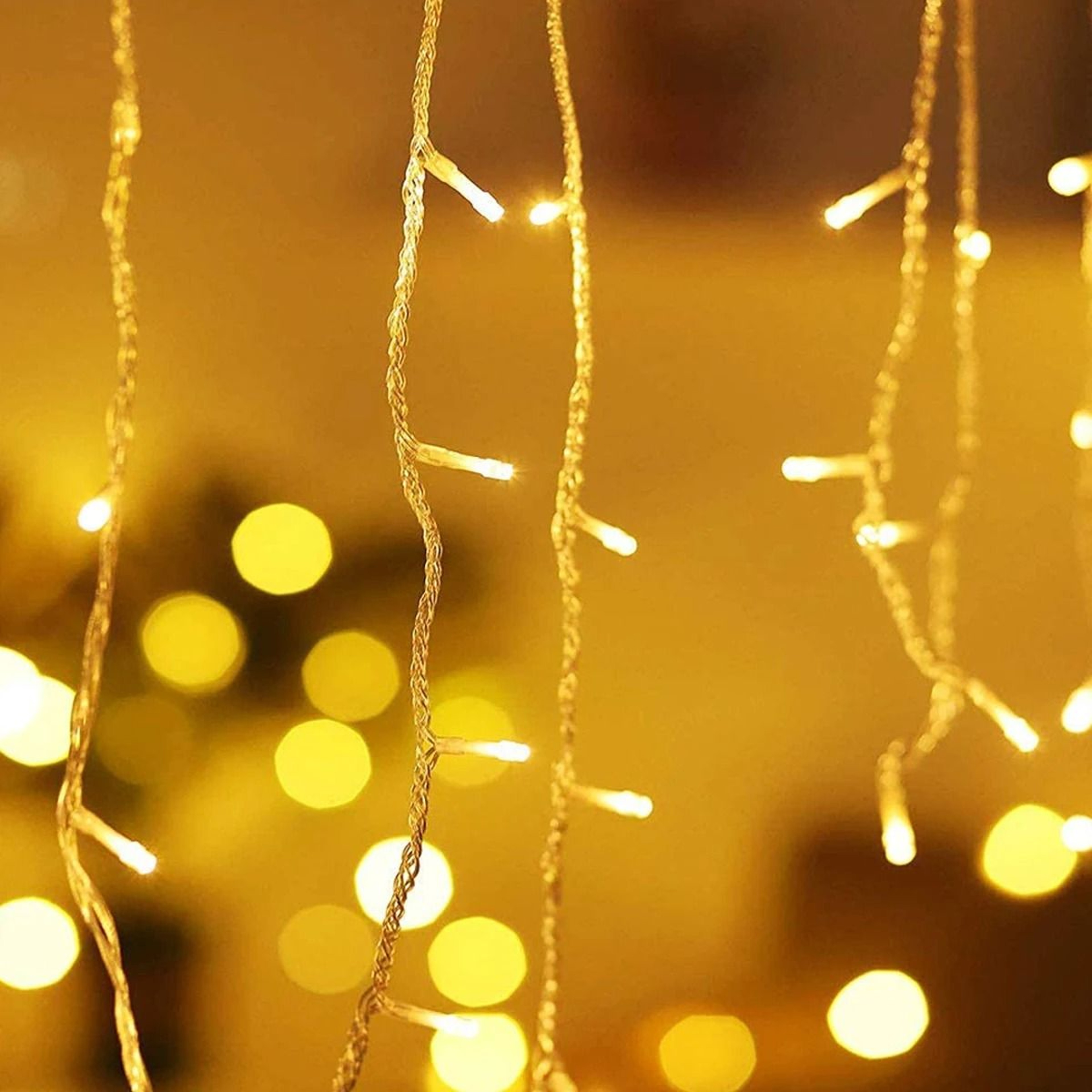 Outdoor Waterfall LED Icicle Curtain String Lights For Garden Eaves And Roofline Decor 1
