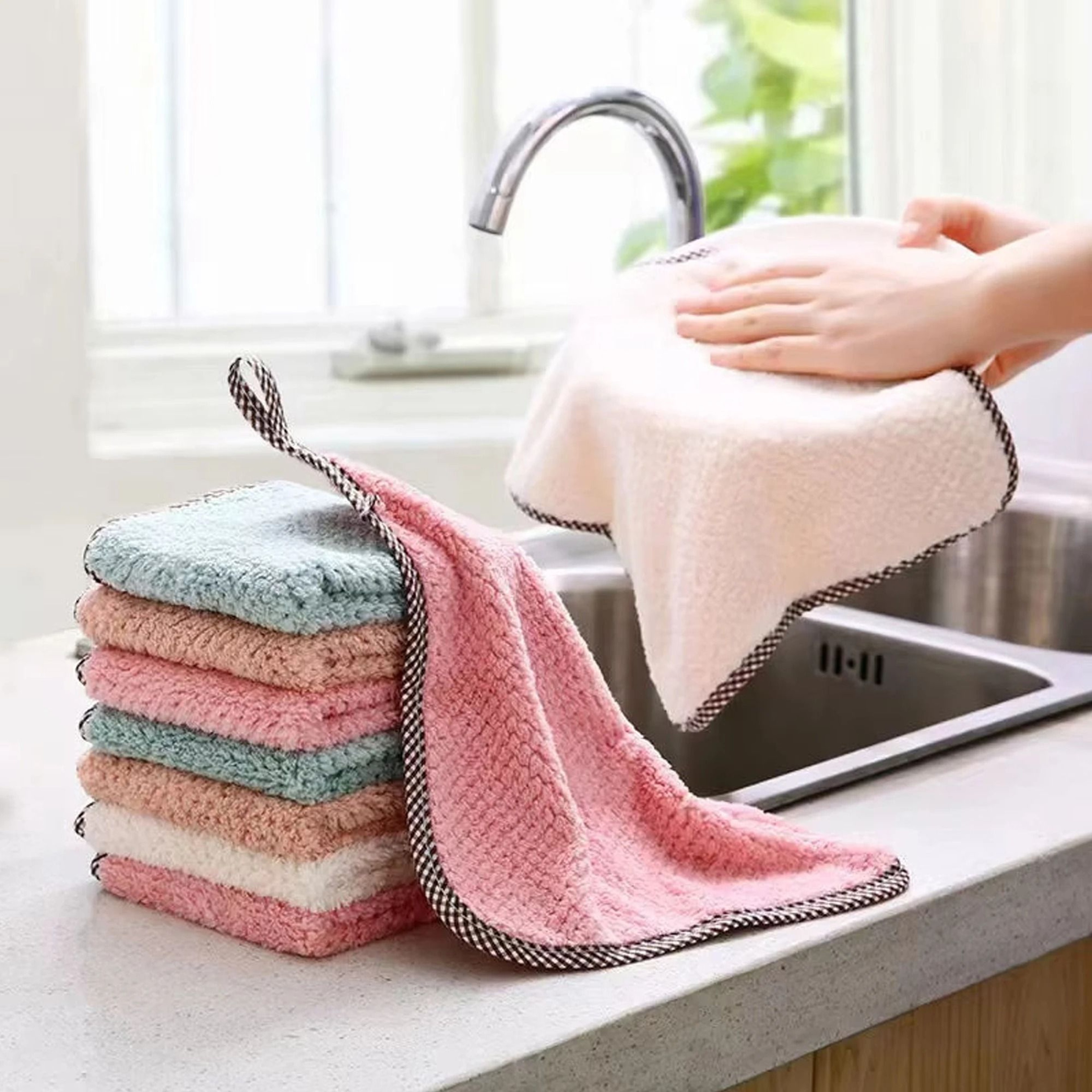 Non Stick Oil Absorbent Microfiber Kitchen Cleaning Cloths And Scouring Pads Set 0